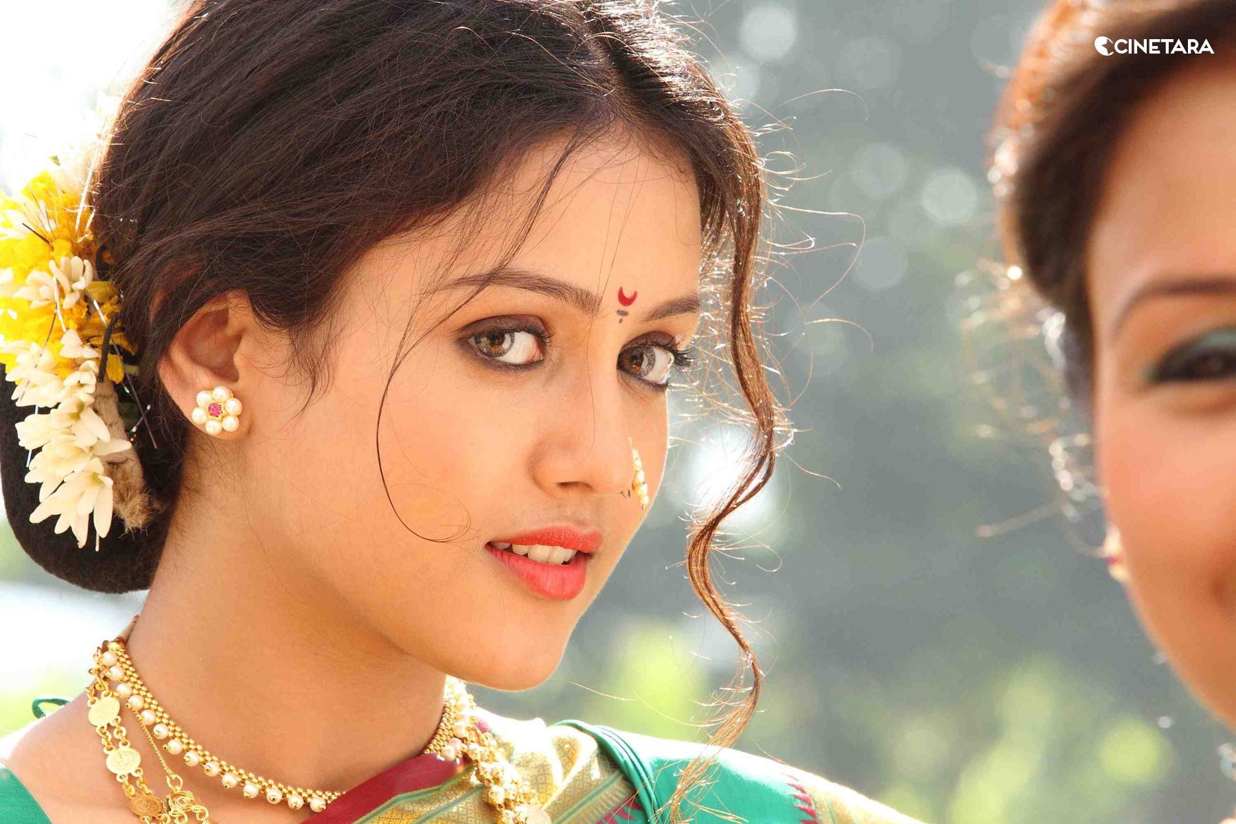 Bollywood Actress - HD Wallpaper 