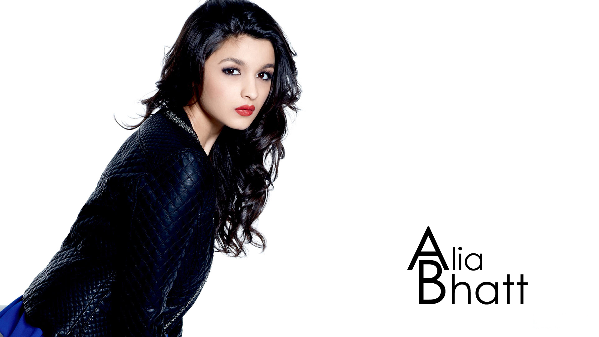 Actress Alia Bhatt Background - Hd Wallpaper Of Alia Bhatt - HD Wallpaper 