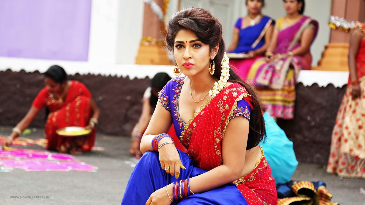 Sonarika Bhadoria Eedo Rakam Aado Rakam - HD Wallpaper 