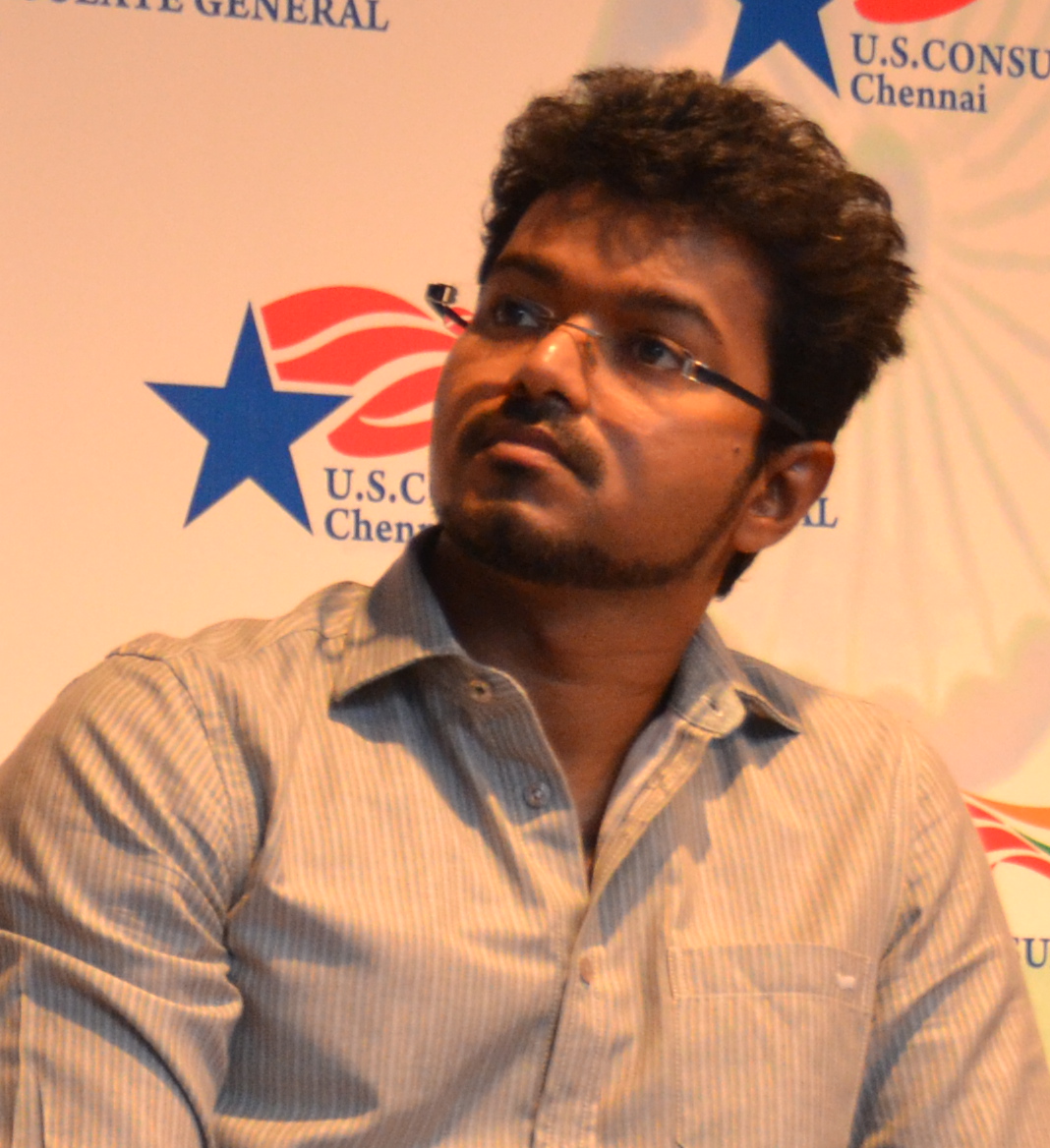 A Photo Of Vijay Looking At His Right - Vijay Filmography - HD Wallpaper 