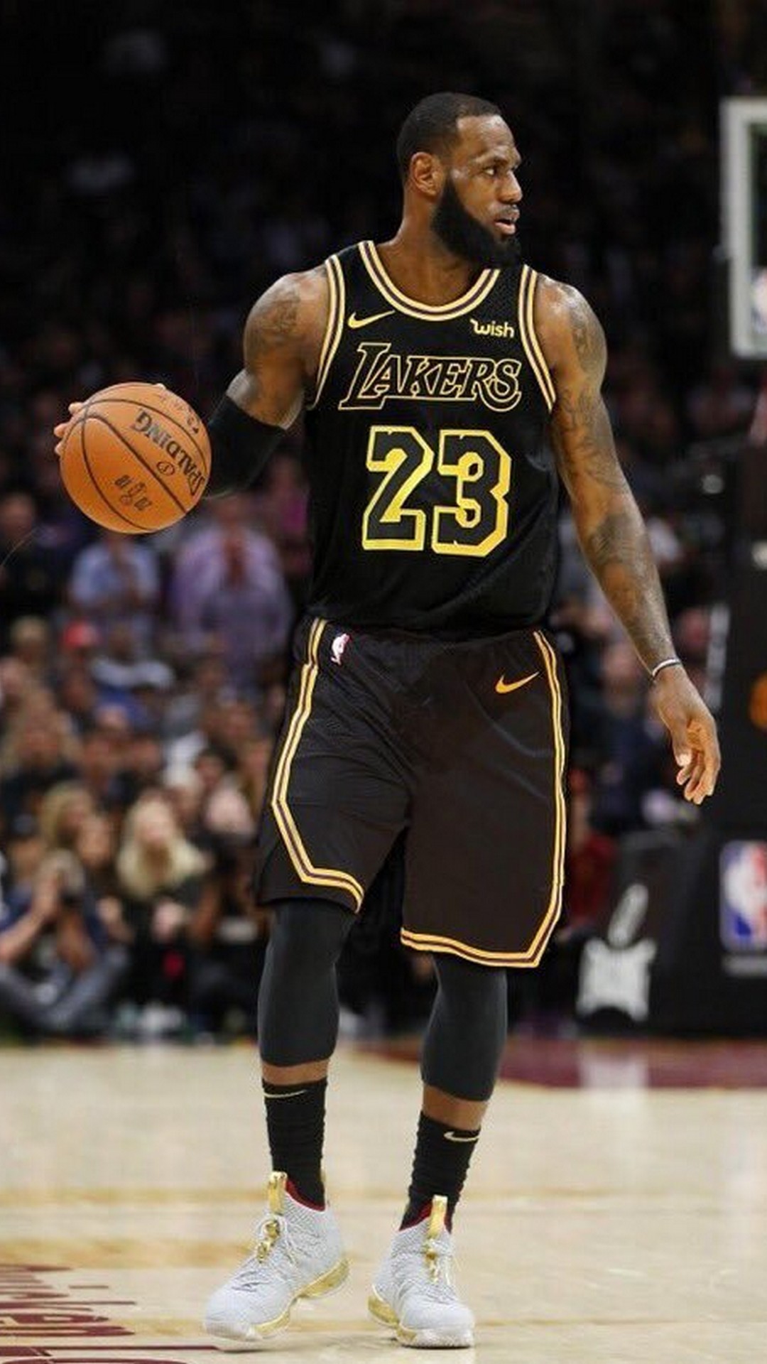 Lebron James La Lakers Iphone 6 Wallpaper With High-resolution - Lebron James Lakers Black Jersey - HD Wallpaper 