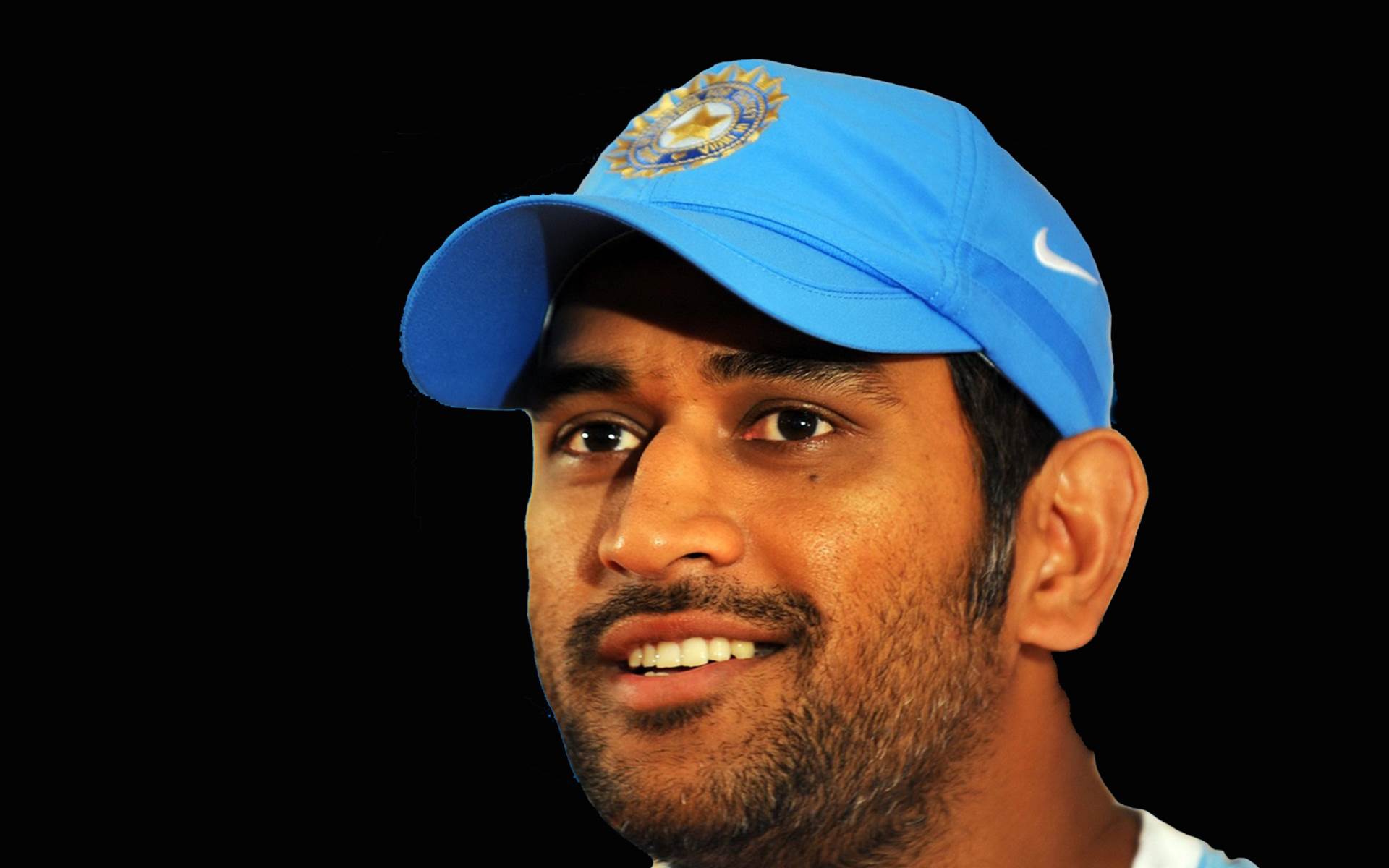 Dhoni Photos For Whatsapp Dp - HD Wallpaper 