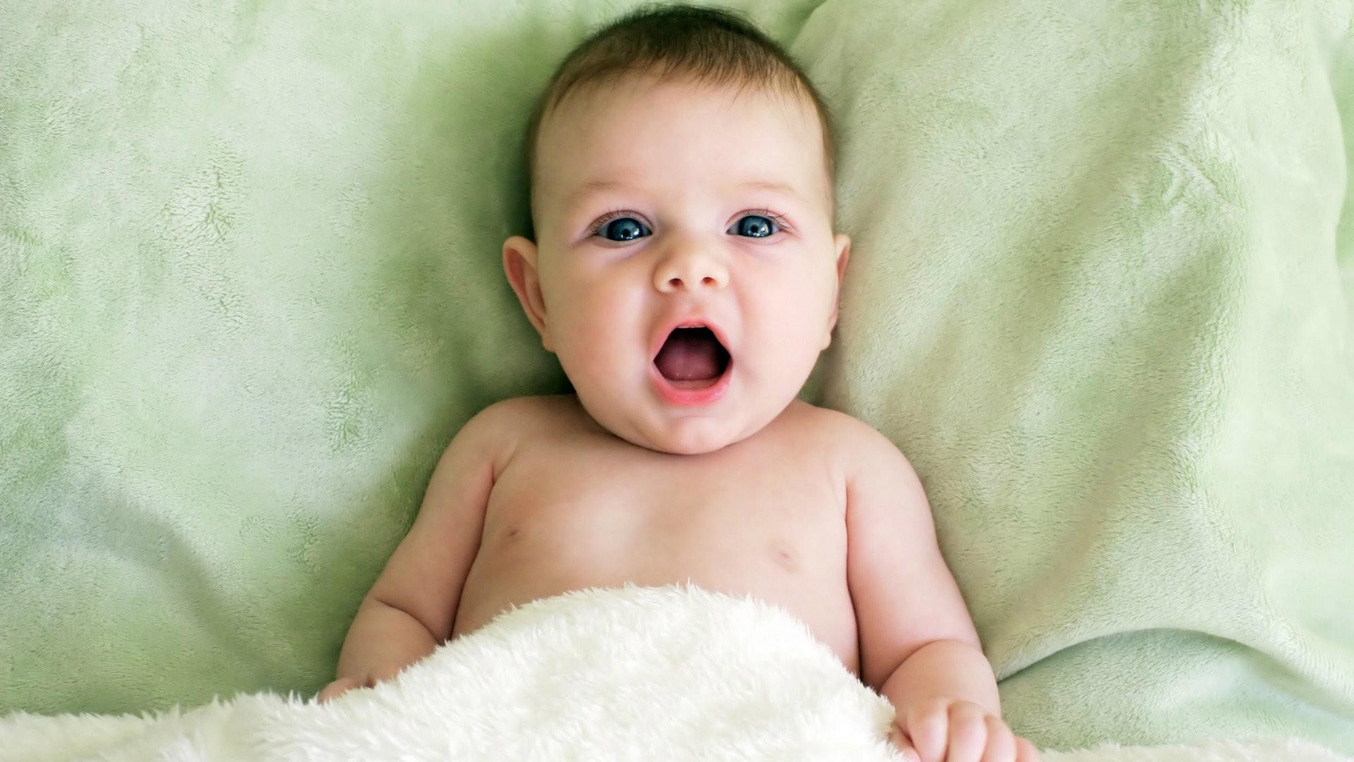 Smiling Baby Boy Desktop Wallpapers 
 Data-src - Boys Cute Baby Hd - HD Wallpaper 