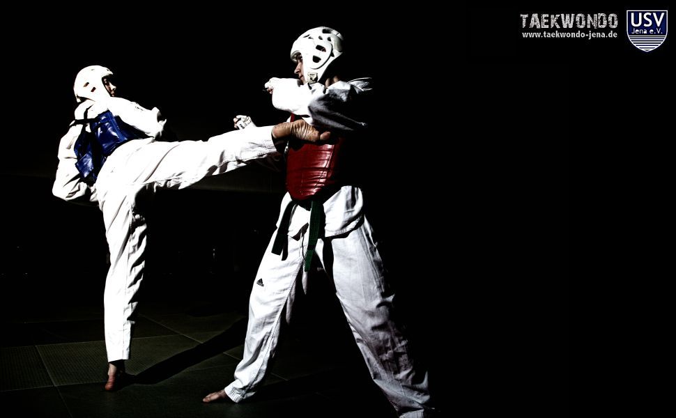 Taekwondo Kick Wallpaper Hd - HD Wallpaper 