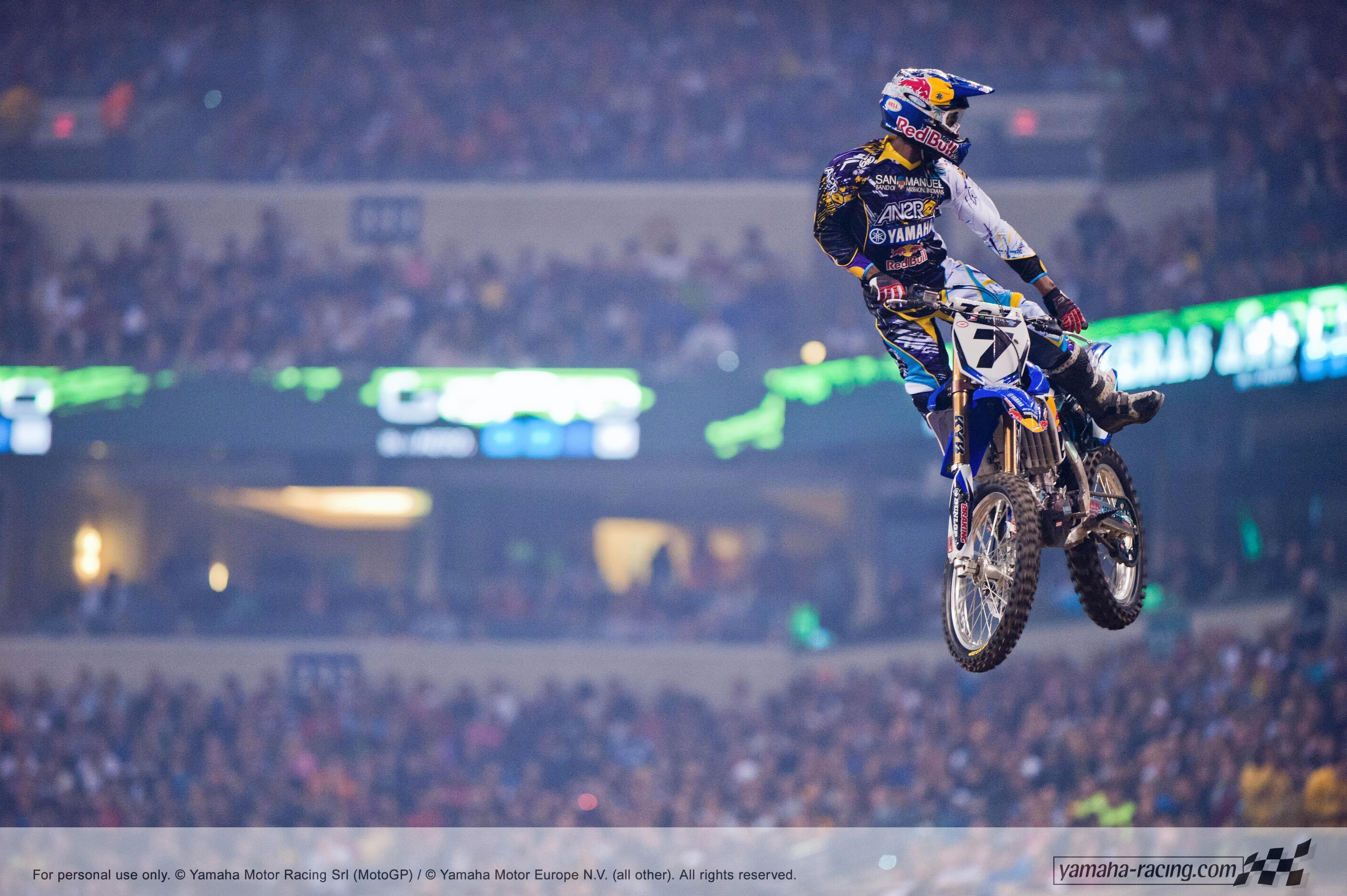 James Stewart San Manuel Yamaha - HD Wallpaper 