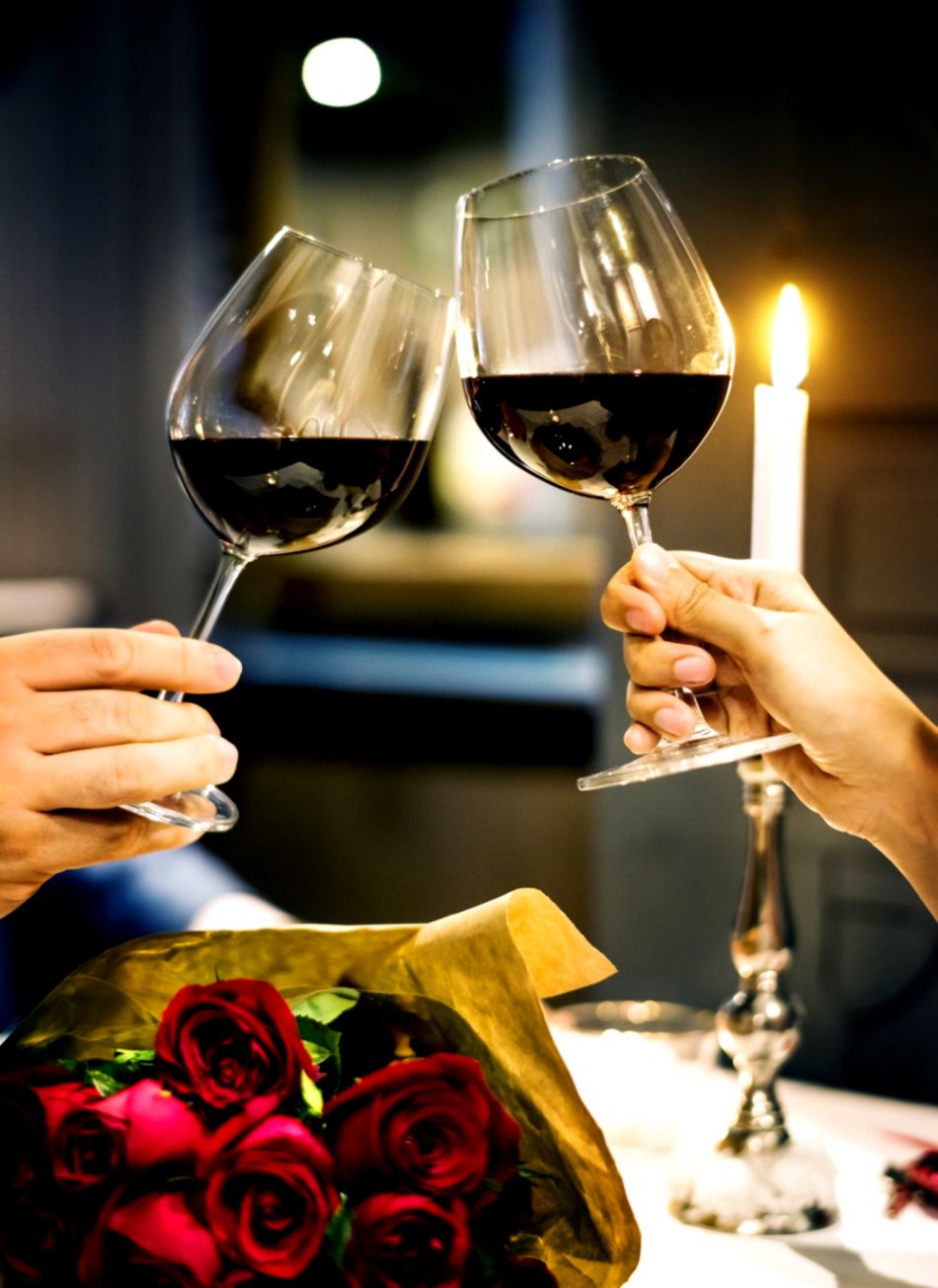 500 Lovers Pictures Download Free Images On Unsplash - Wine And Dinner -  950x1304 Wallpaper 