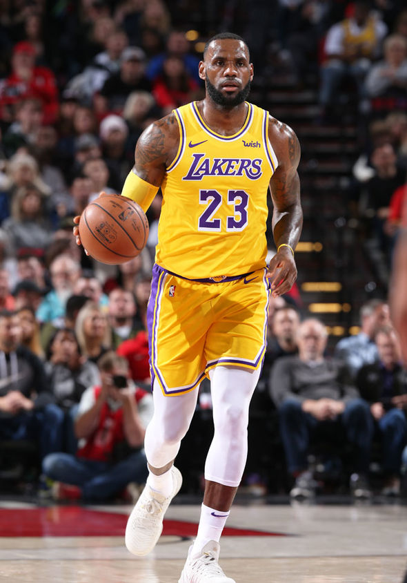 Kevin Durant Is Pals With Lebron James - Lebron James Lakers Wallpaper Hd - 590x844 Wallpaper Kevin Durant Is Pals With Lebron James - Lebron James Lakers Wallpaper Hd - 590x844 Wallpaper