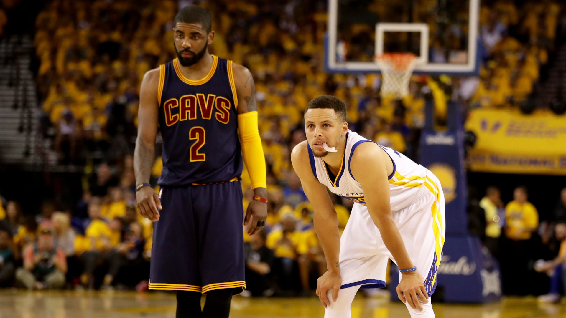 Curry - Stephen Curry Kyrie Irving 2017 - HD Wallpaper 