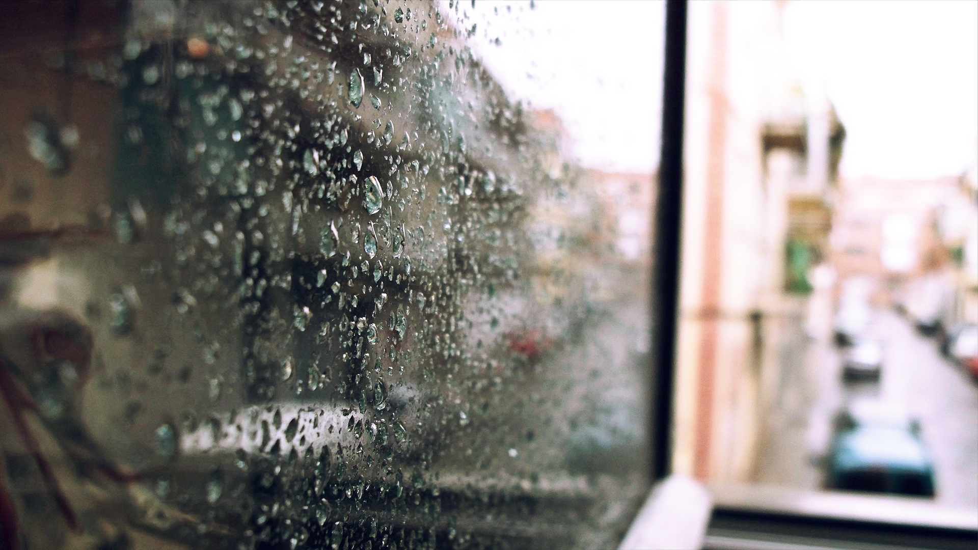 Preview Rainy - HD Wallpaper 
