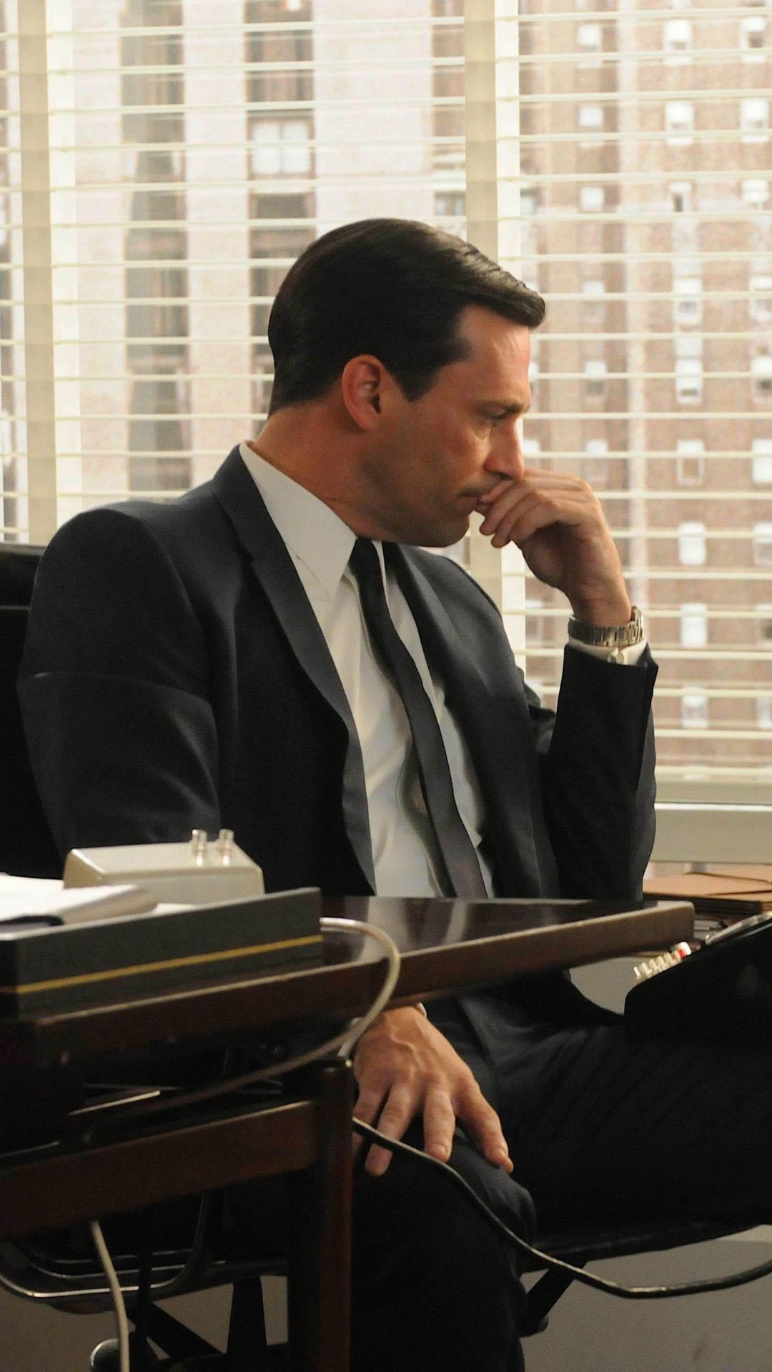 Tv Show Mad Men - Mad Men Wallpaper Iphone - HD Wallpaper 