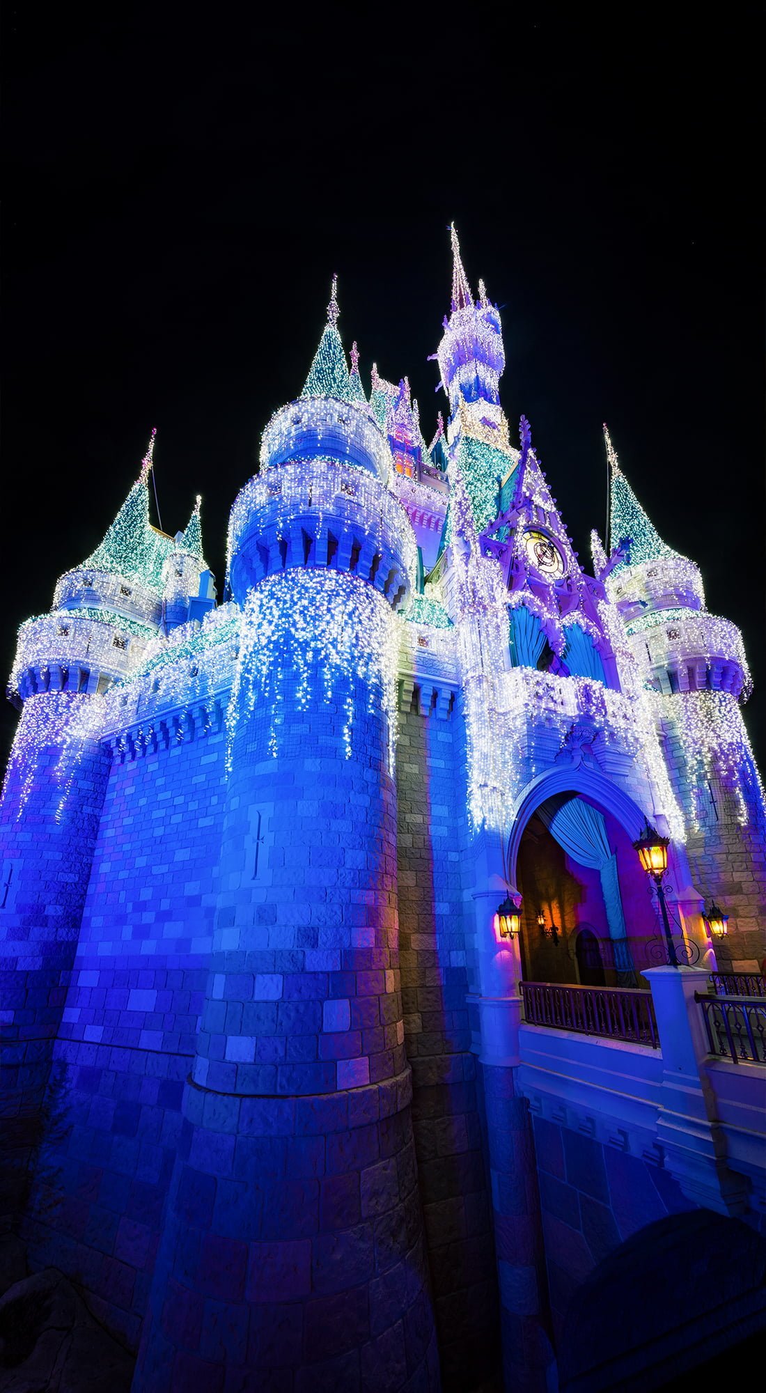 Disney World Christmas Wallpaper Iphone - HD Wallpaper 