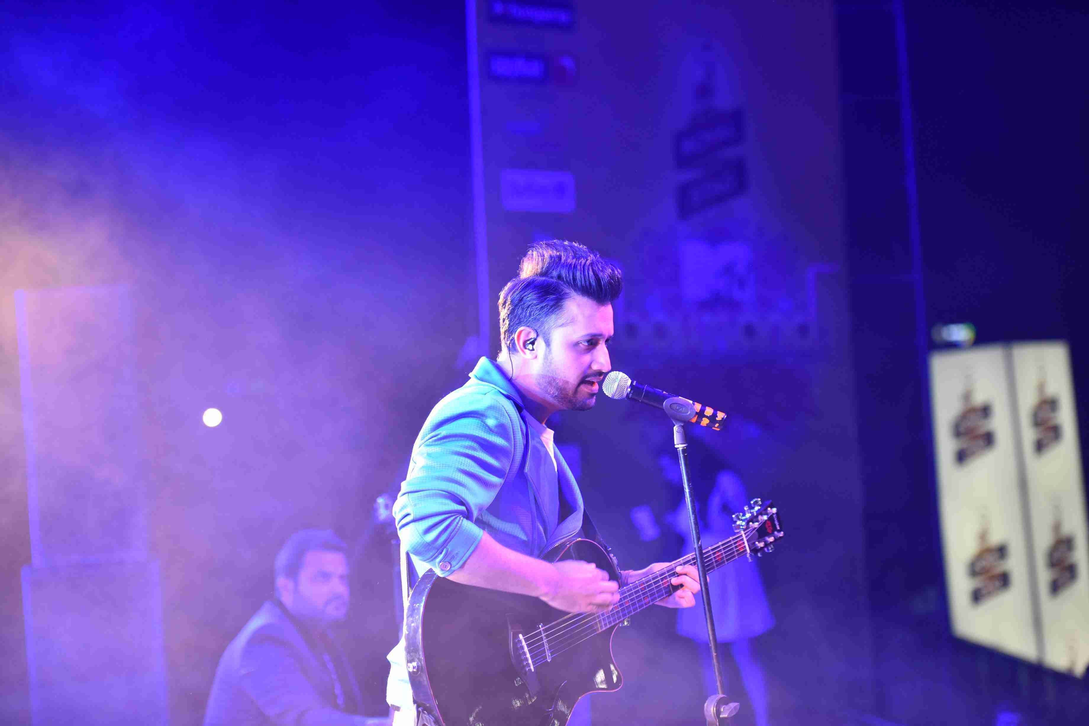Atif Aslam Hd Wallpaper 1080p - 3680x2456 Wallpaper Atif Aslam Hd Wallpaper 1080p - 3680x2456 Wallpaper