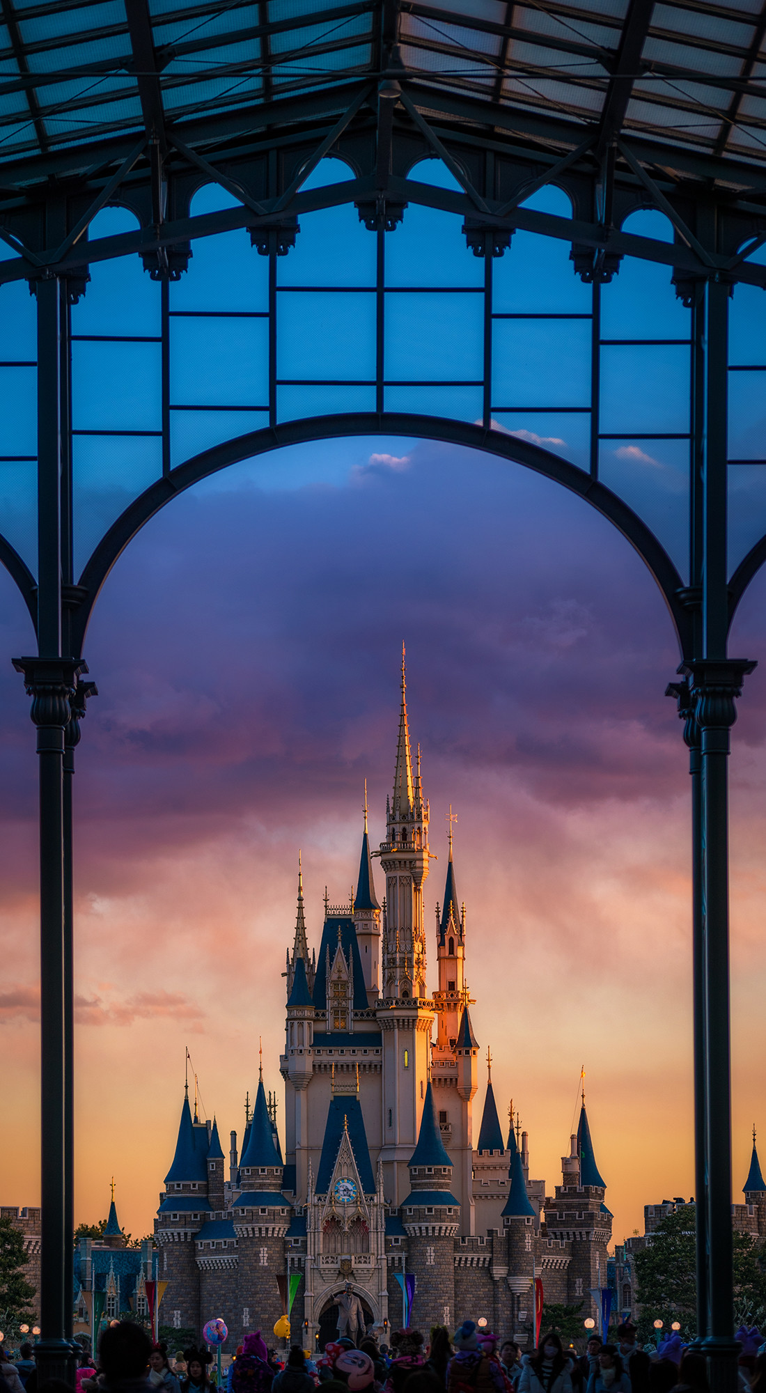 Free Disney Iphone Wallpapers Disney Tourist Blog - Cinderella Castle -  1100x2000 Wallpaper 