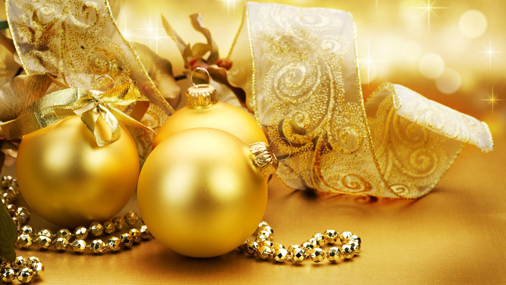 Beautiful Golden Christmas Baubles Wallpaper Data-src - Gold Christmas  Ornaments - 1920x1080 Wallpaper 