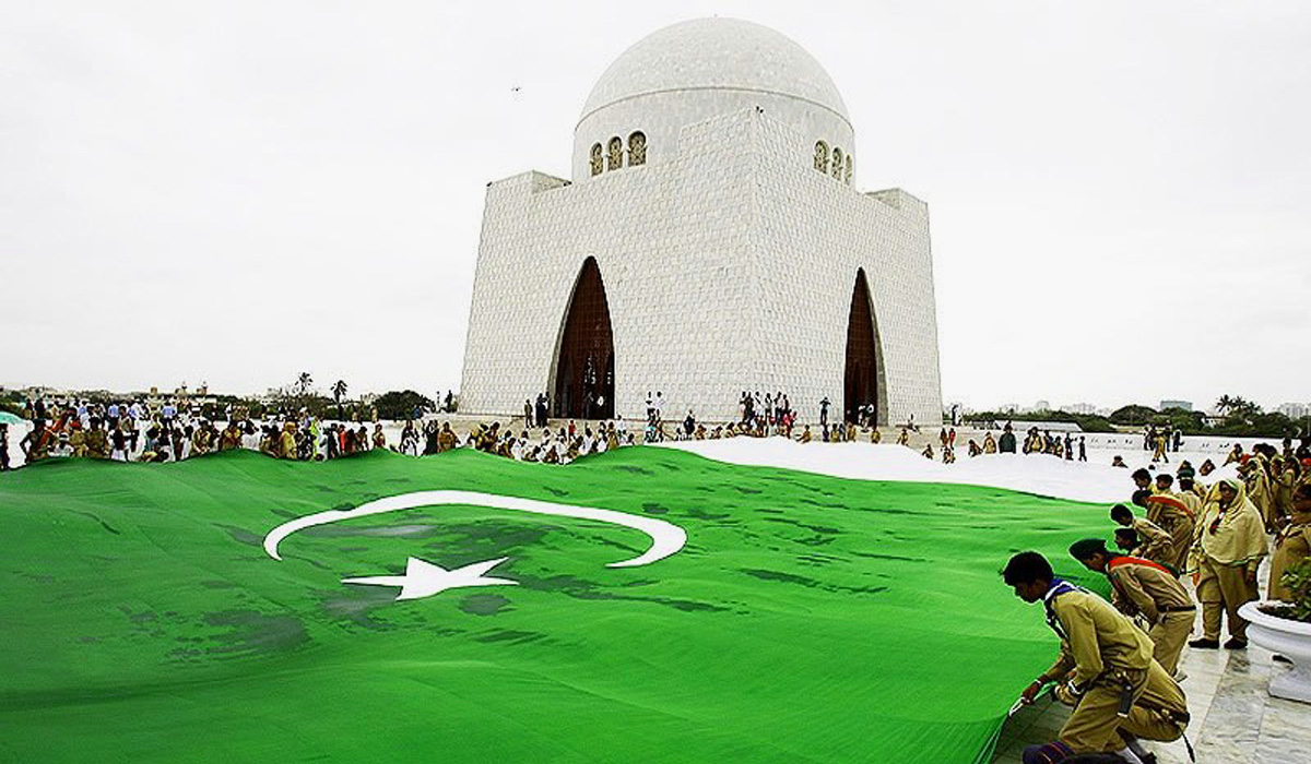 14 August Flag Wallpaper - Karachi Mazar E Quaid - 1200x700 Wallpaper -  