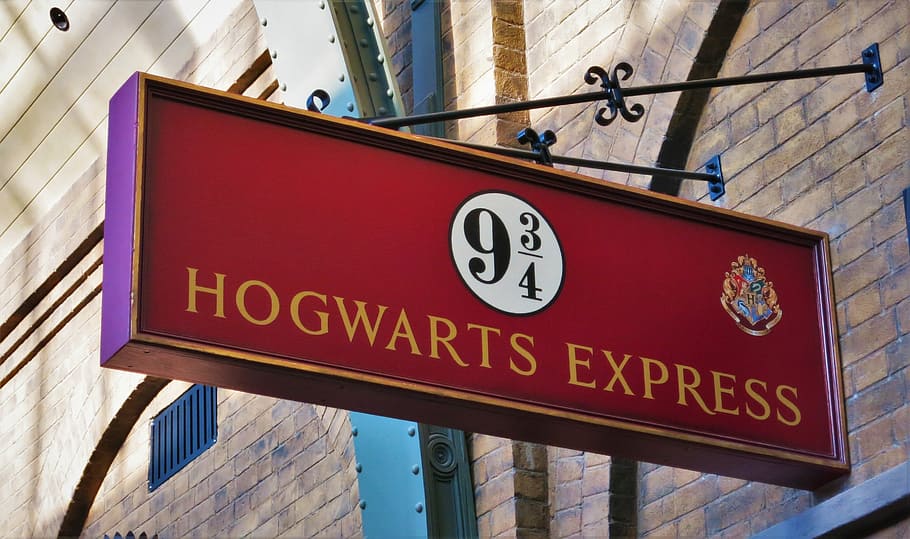 Platform 9 3/4 Hogwarts Express Signage, Harry Potter, - Harry Potter 9 3 4 Wallpaper 4k - HD Wallpaper 