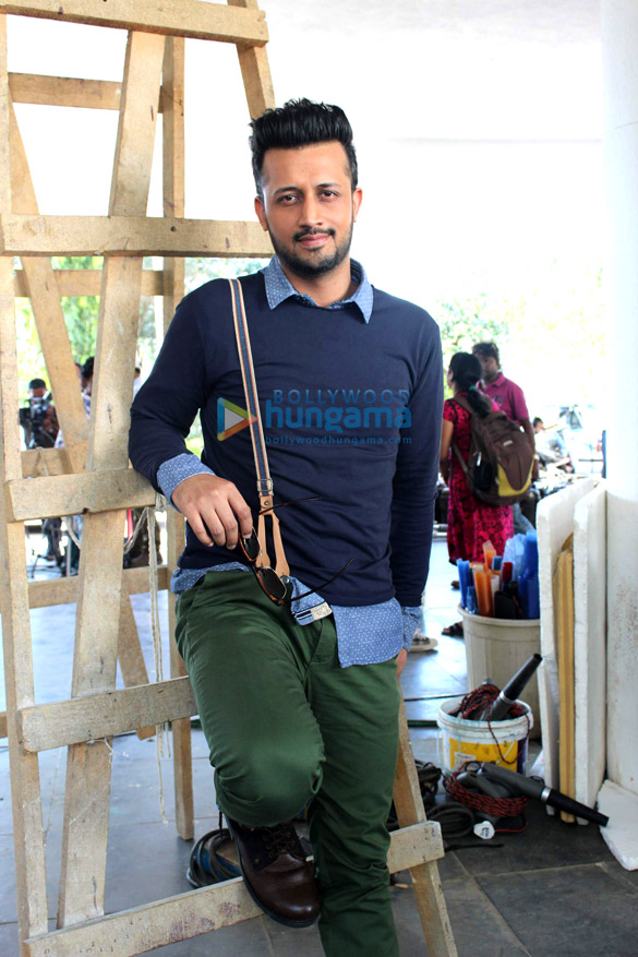 Atif Aslam New Photo Hd - 585x877 Wallpaper Atif Aslam New Photo Hd - 585x877 Wallpaper