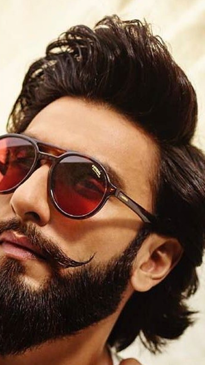Ranveer Singh - HD Wallpaper 