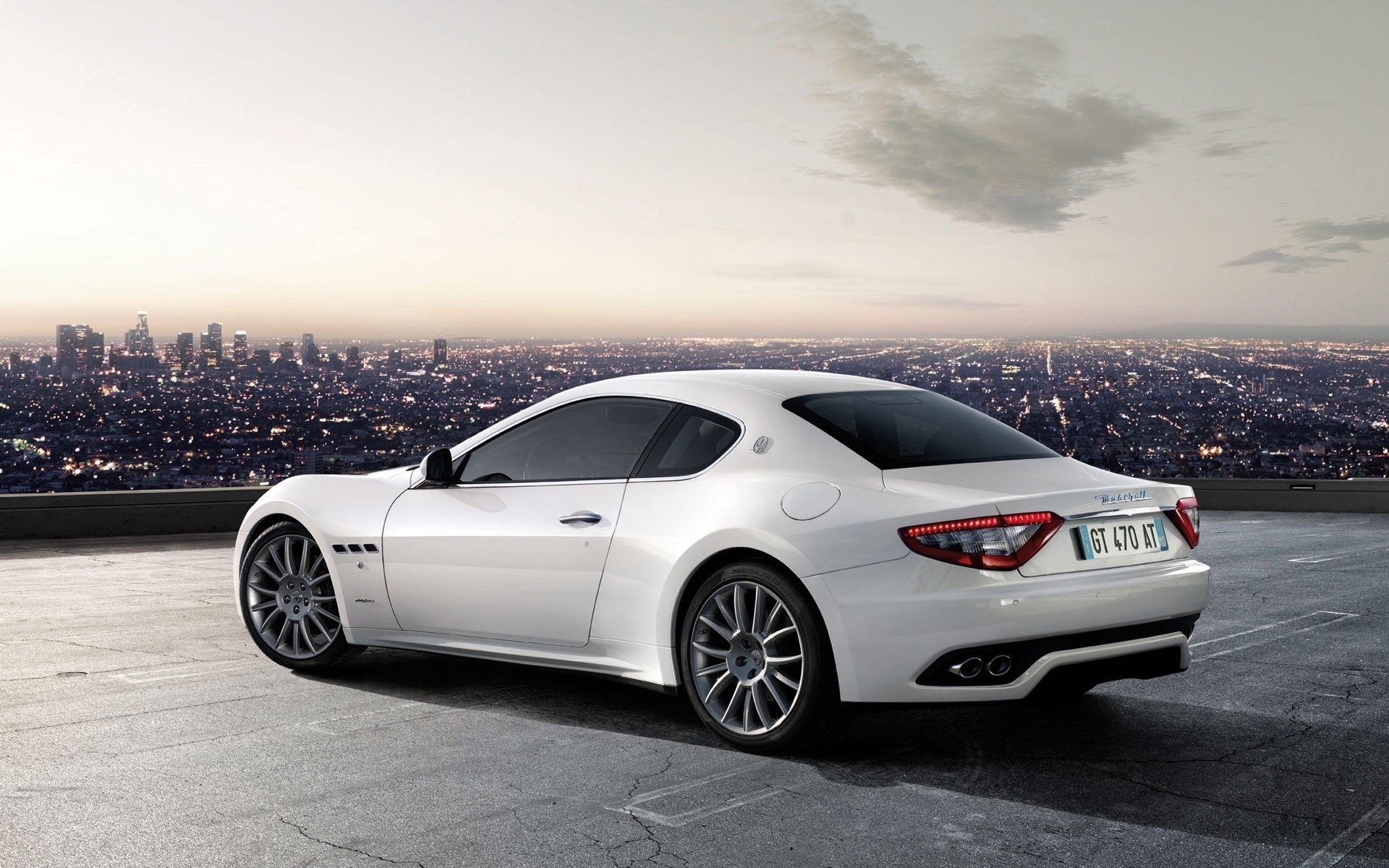 Best Car Wallpapers In High Quality, Car Backgrounds - 2009 Maserati Gt - HD Wallpaper 