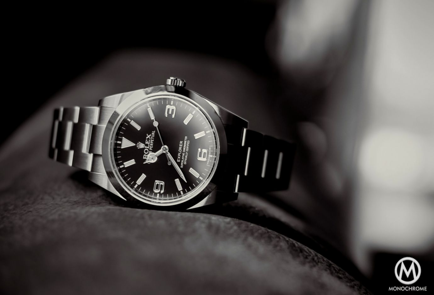 Up Close And Personal The 2016 Rolex Explorer 214270 - Analog Watch - HD Wallpaper 