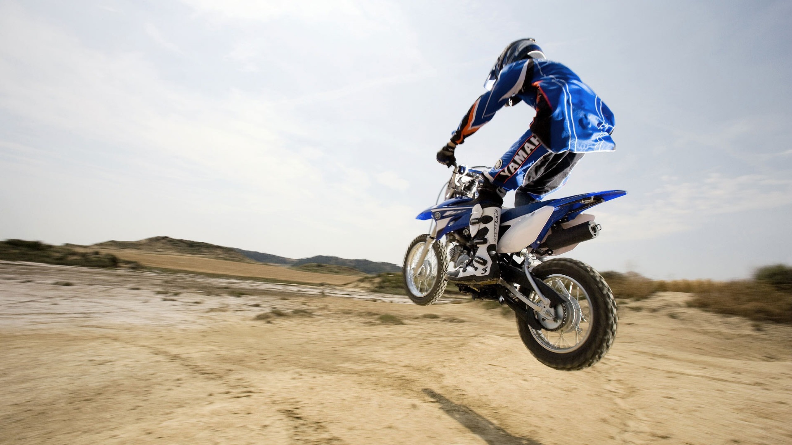 High Resolution Motocross Yamaha Dirt Bike Wallpaper - Dirt Bike Wallpaper Hd Yamaha - HD Wallpaper 