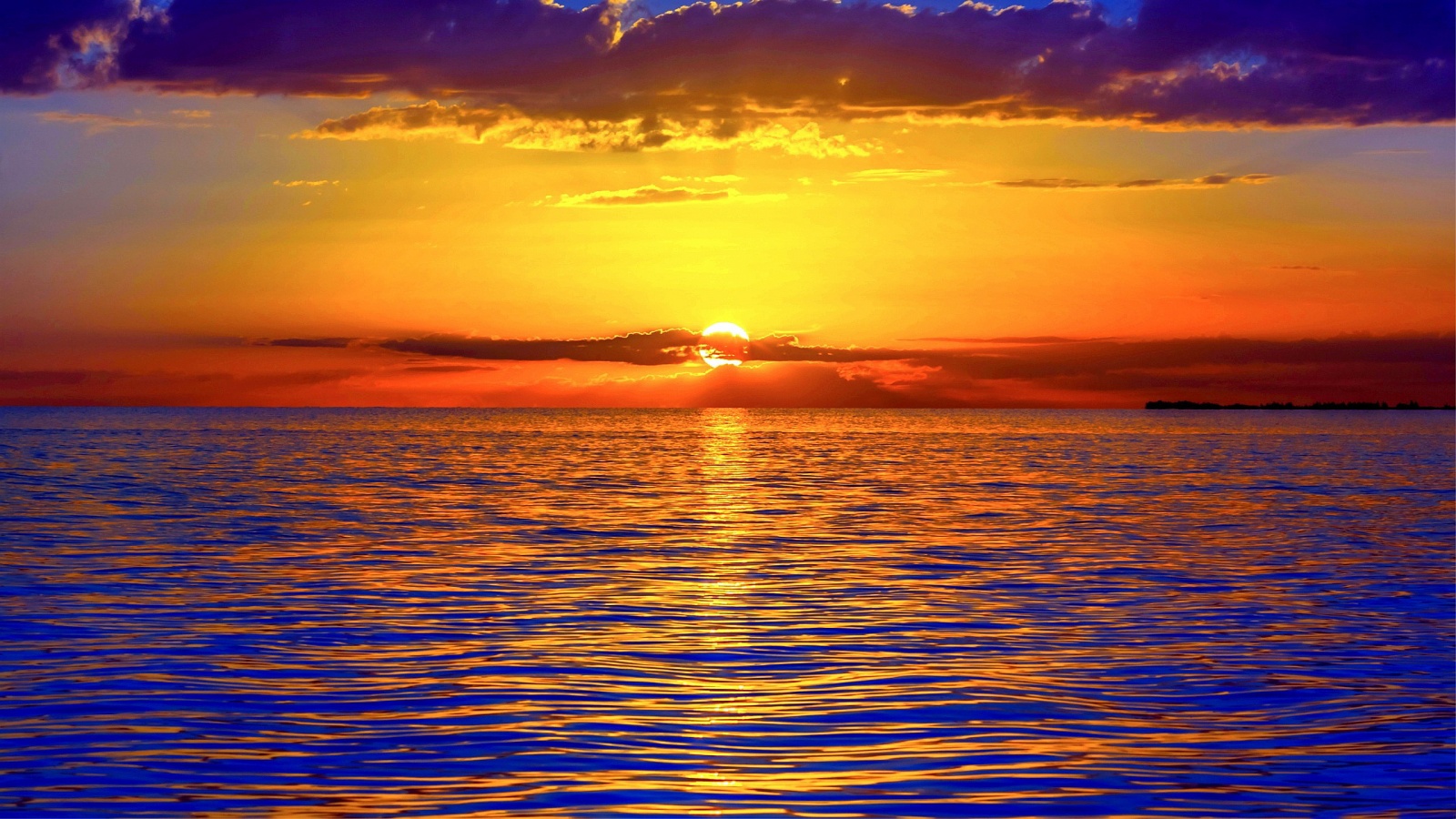 Sunset Above The Ocean - HD Wallpaper 