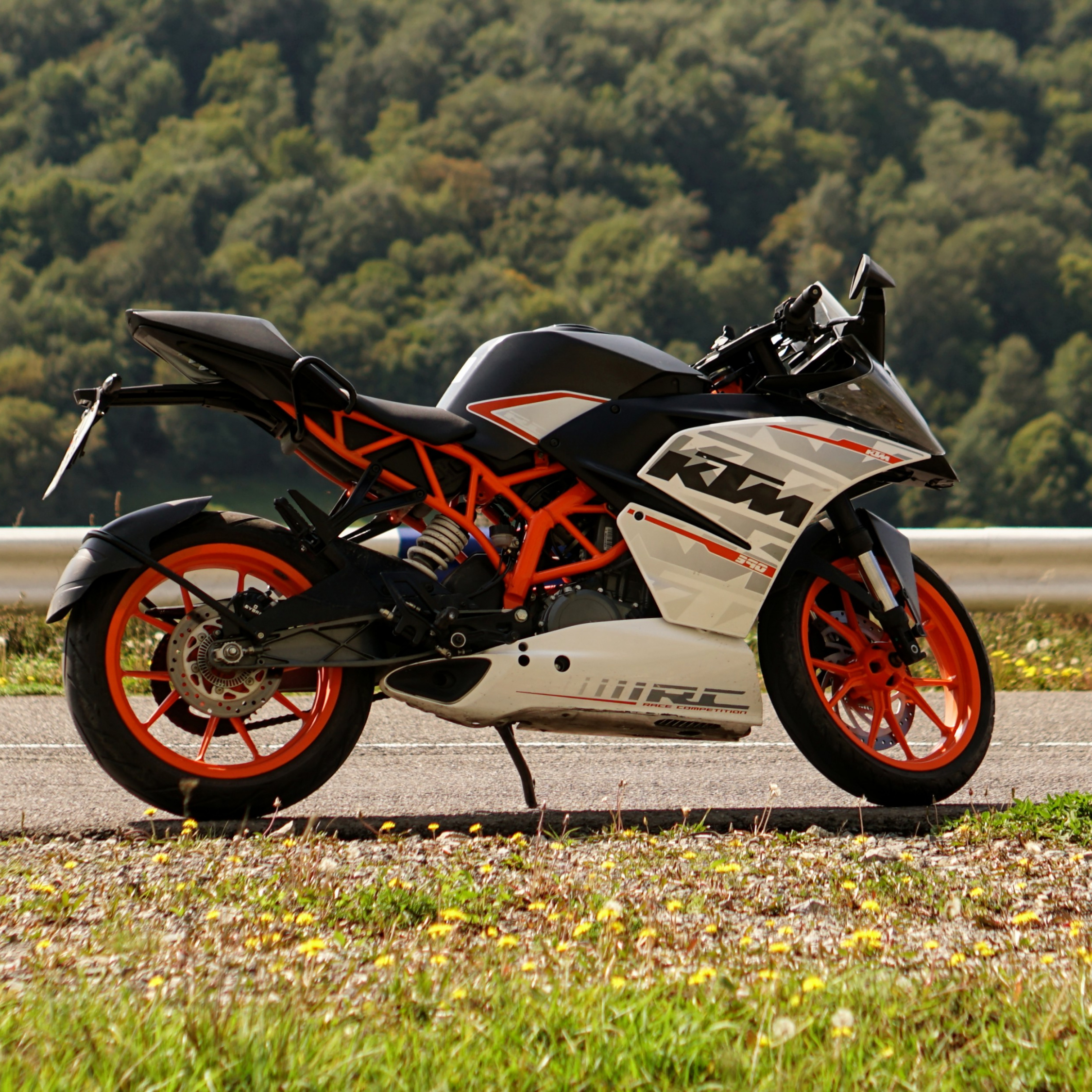 Ktm Rc 390 Wallpeper - 2248x2248 Wallpaper 