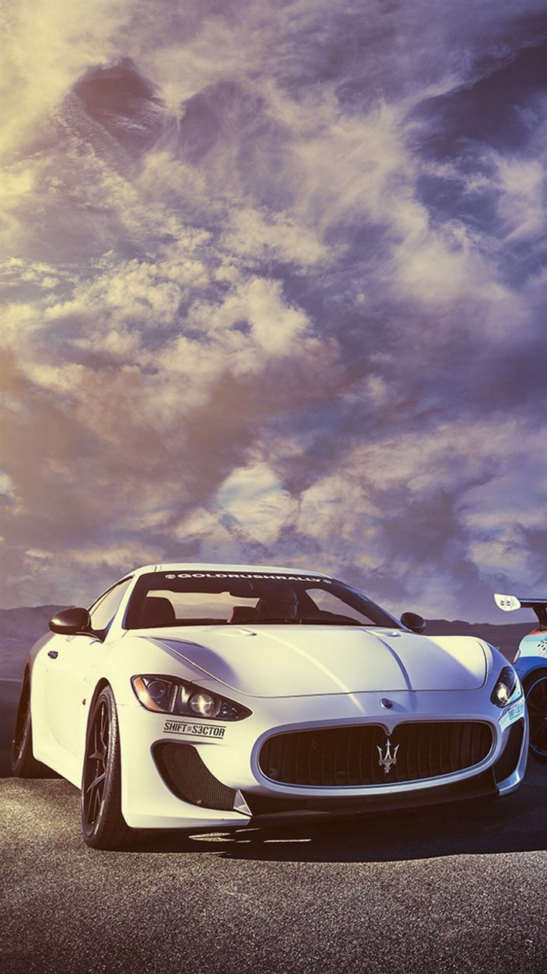 Iphone Wallpaper Sports Car - HD Wallpaper 