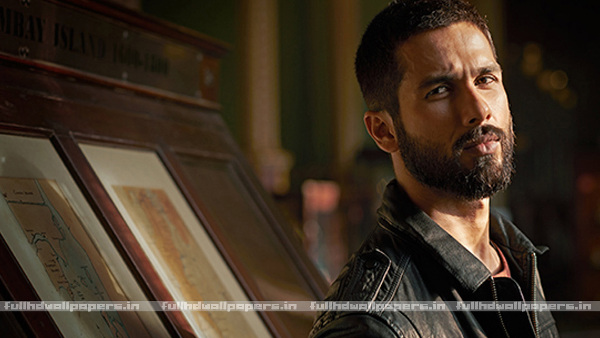 Shahid Kapoor Beard Look - Shahid Kapoor Kareena Kapoor Saif Ali Khan - HD Wallpaper 