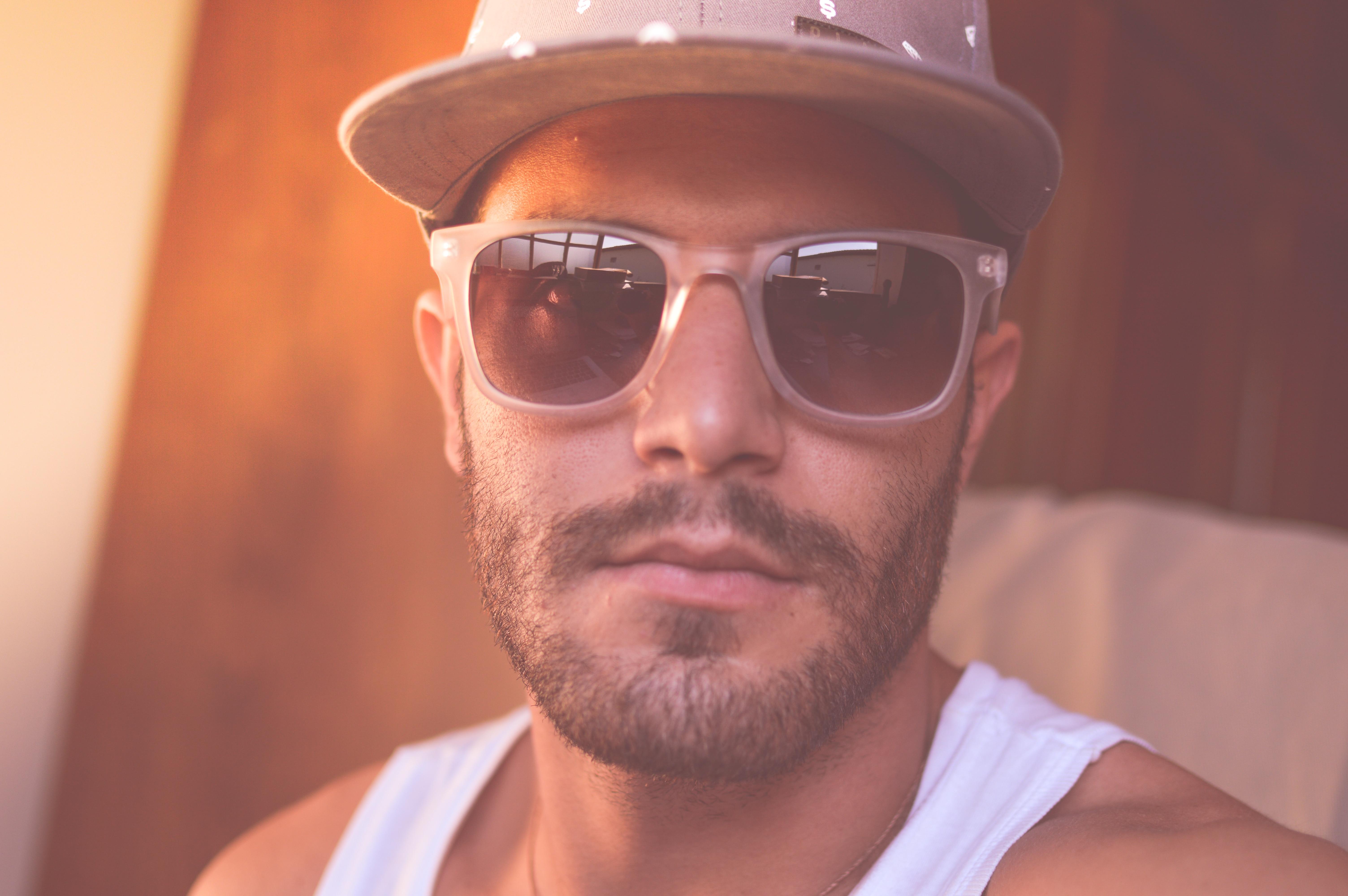 Beard Man Wallpaper - Ray Ban New Wayfarer On Face - HD Wallpaper 