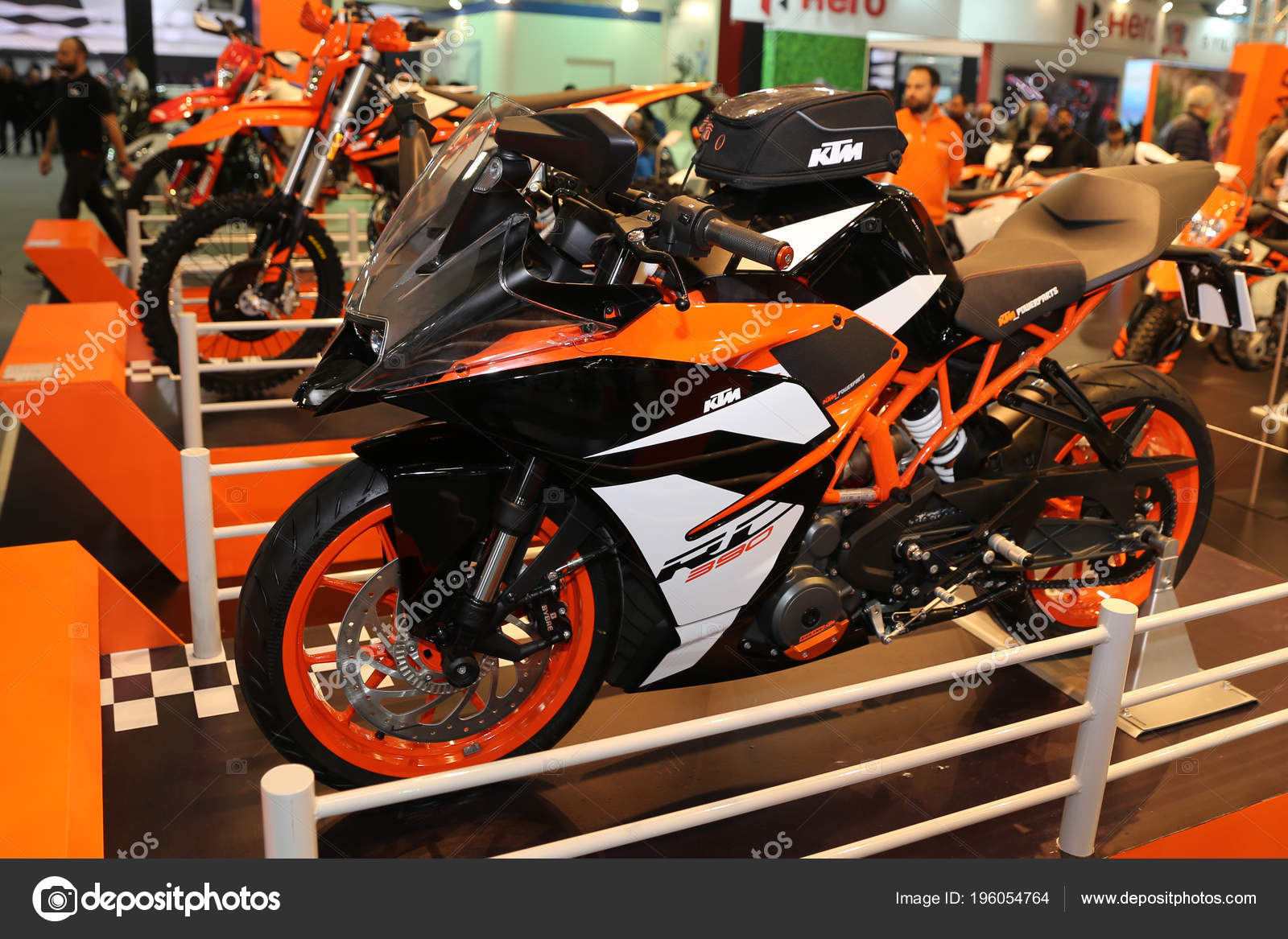 Exposition Ktm - HD Wallpaper 