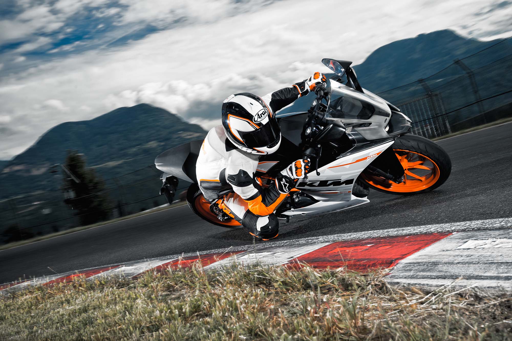 Ktm Wallpaper Hd Rc 200 - HD Wallpaper 