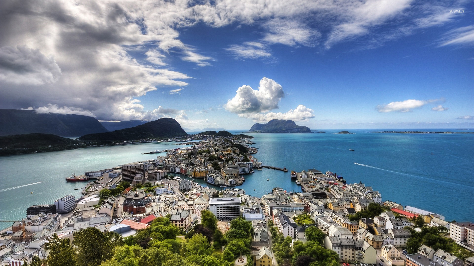 Ålesund - HD Wallpaper 