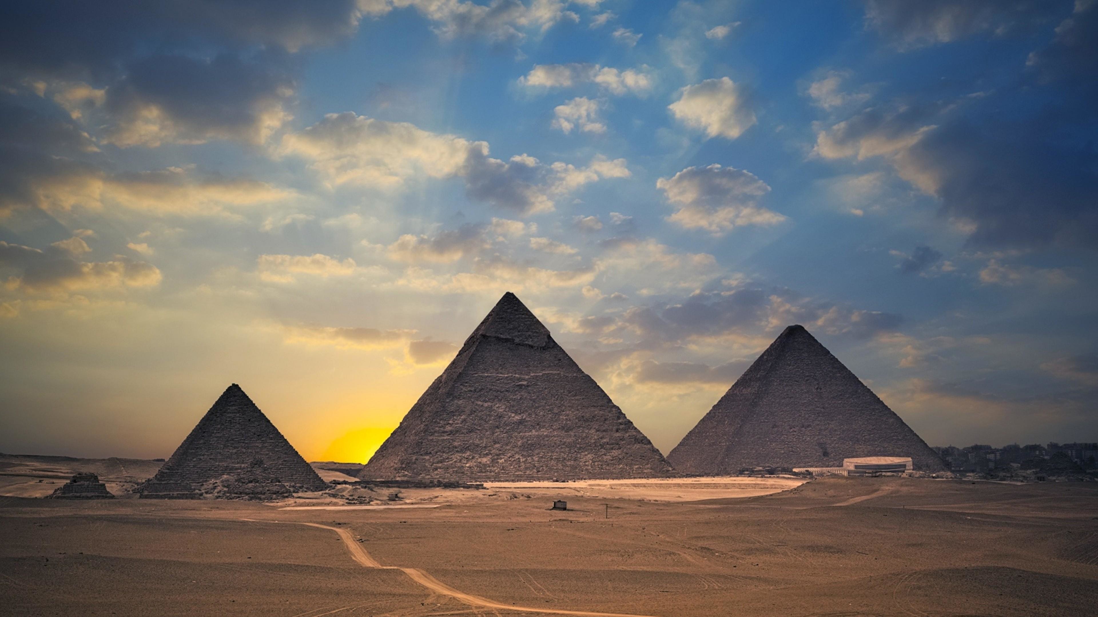 3840x2160, The Pyramids Of Giza Wallpaper - Egyptian Pyramids - HD Wallpaper 