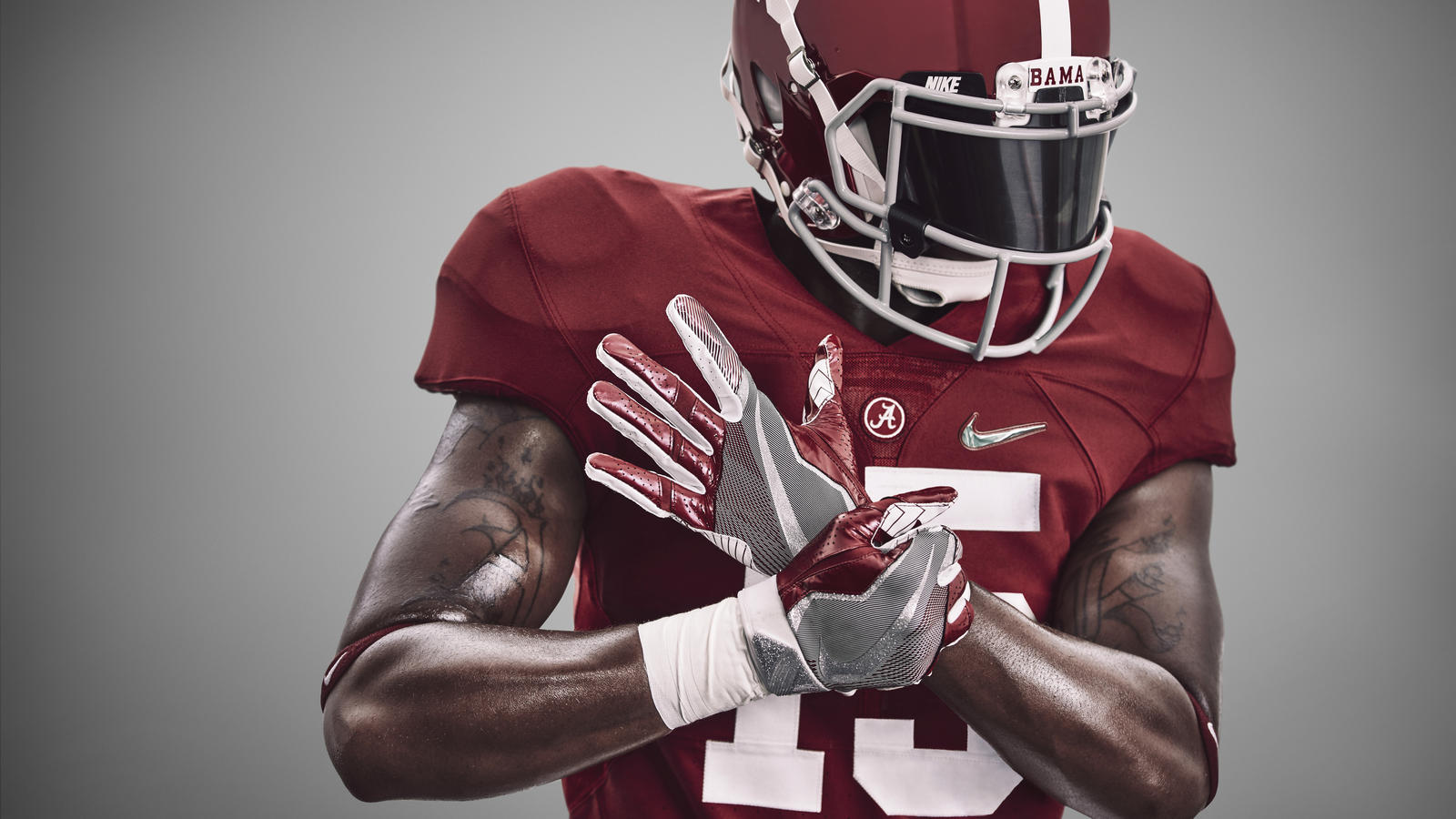 Alabama Football Uniforms 2018 - HD Wallpaper 