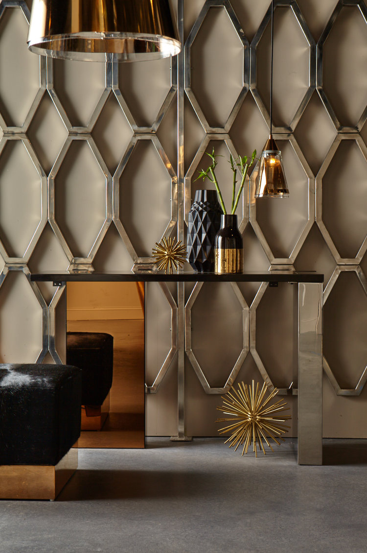 Kelly Hoppen Reed Console Table - HD Wallpaper 