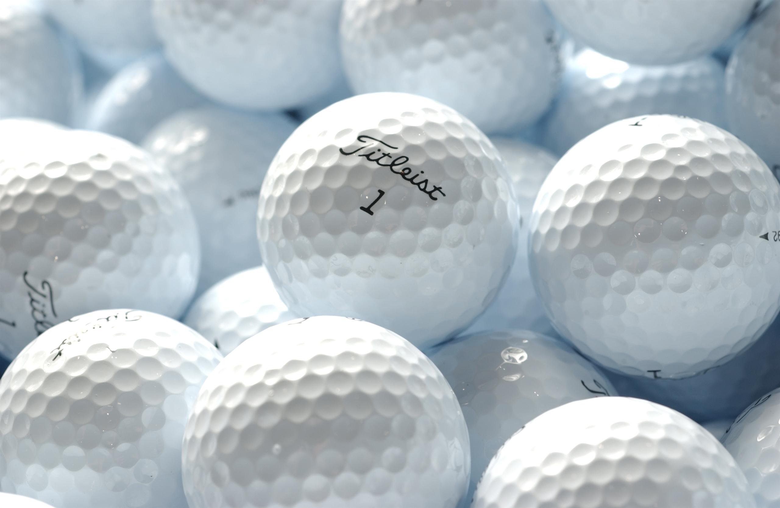 Titleist Golf Ball - HD Wallpaper 
