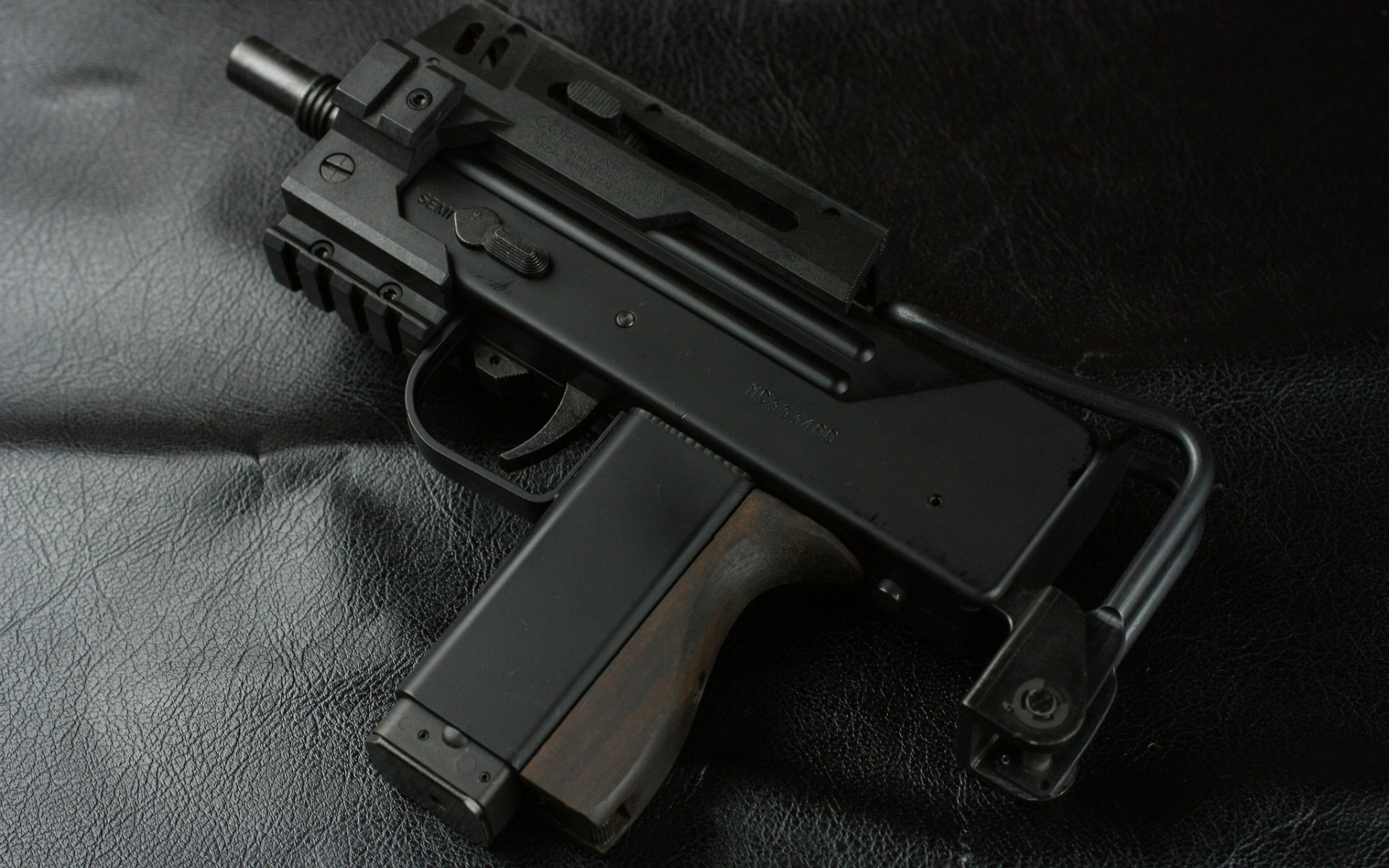 K Ultra Hd Gun Wallpapers Hd, Desktop Backgrounds - Black Weapon Wallpaper Ak47 Gun - HD Wallpaper 