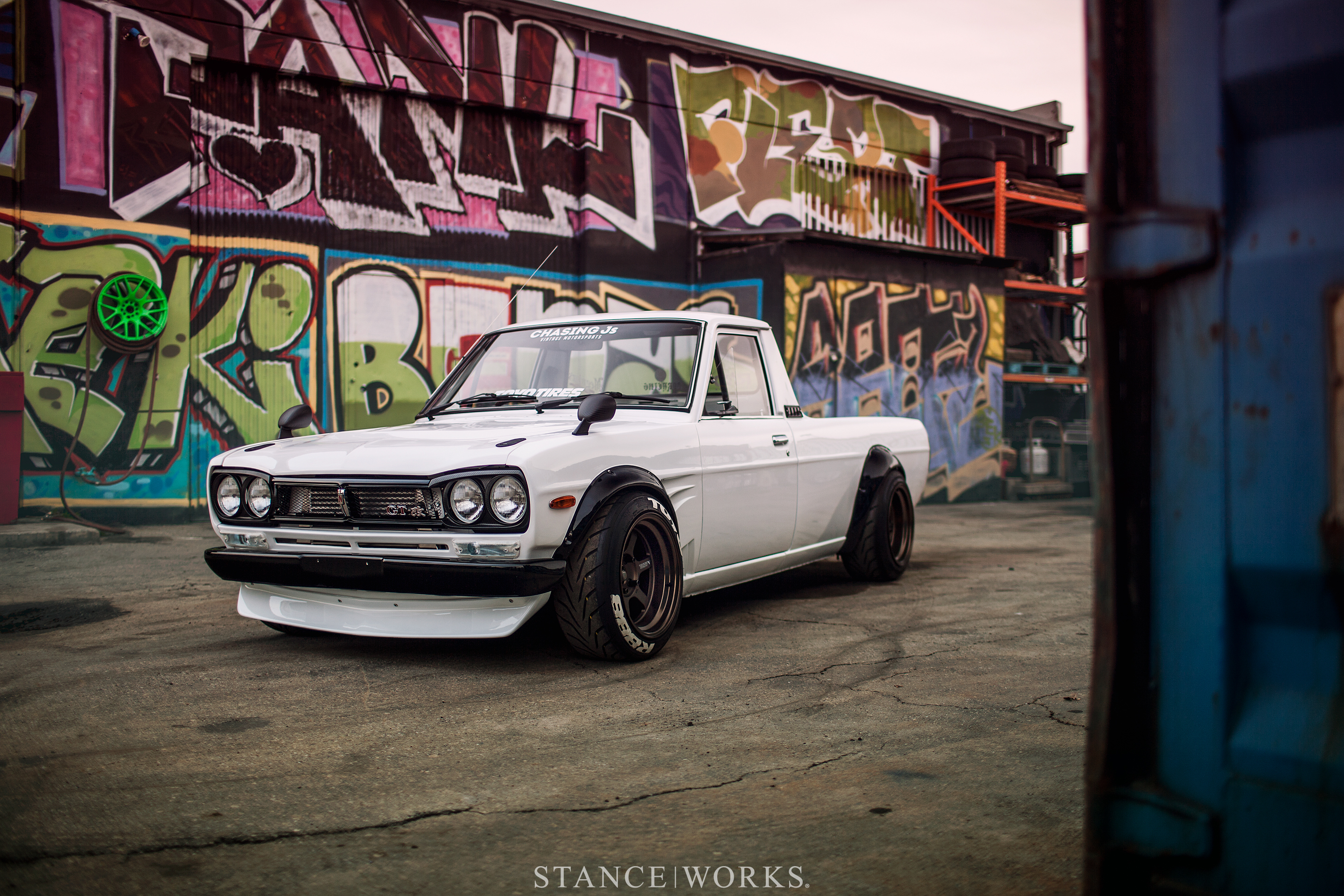Datsun With Skyline Front - HD Wallpaper 