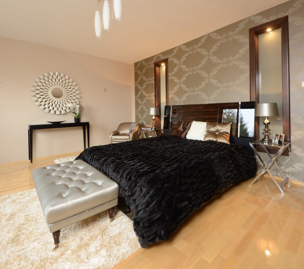 Pierre Frey Wallpaper Bedroom Contemporary With Throw - Bedroom Furniture - HD Wallpaper 