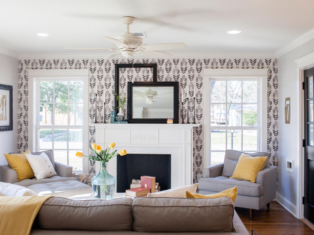 Contemporary Neutral Living Room - Folk Tulip Peel And Stick - HD Wallpaper 