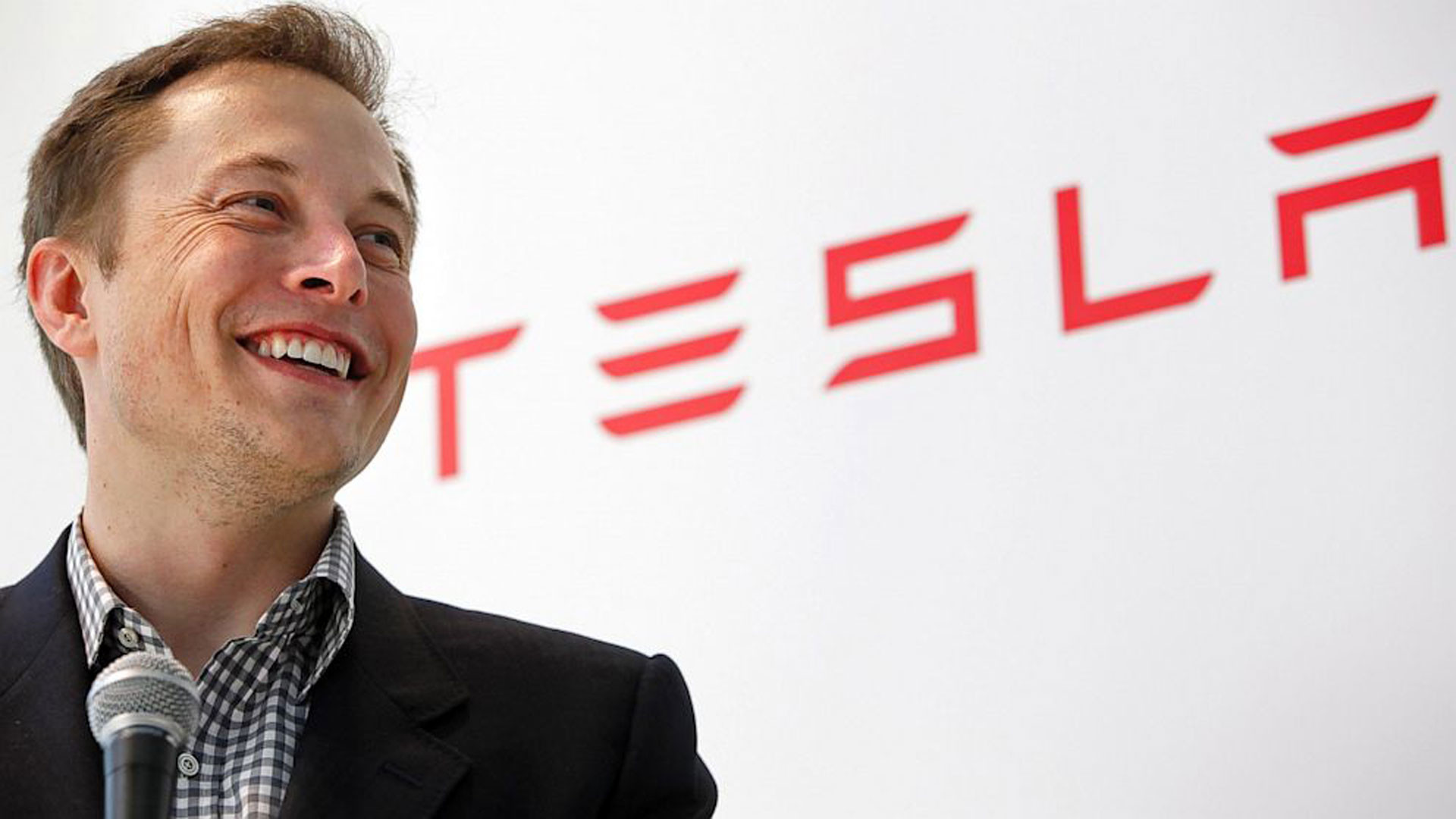 Elon Musk, Entrepreneur Fondateur De Tesla Et Spacex - Tesla Ceo Elon Musk - HD Wallpaper 