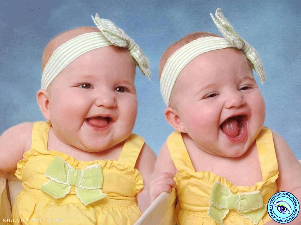 Cute Twin Baby Girls With Headband - Twins Babies - HD Wallpaper 