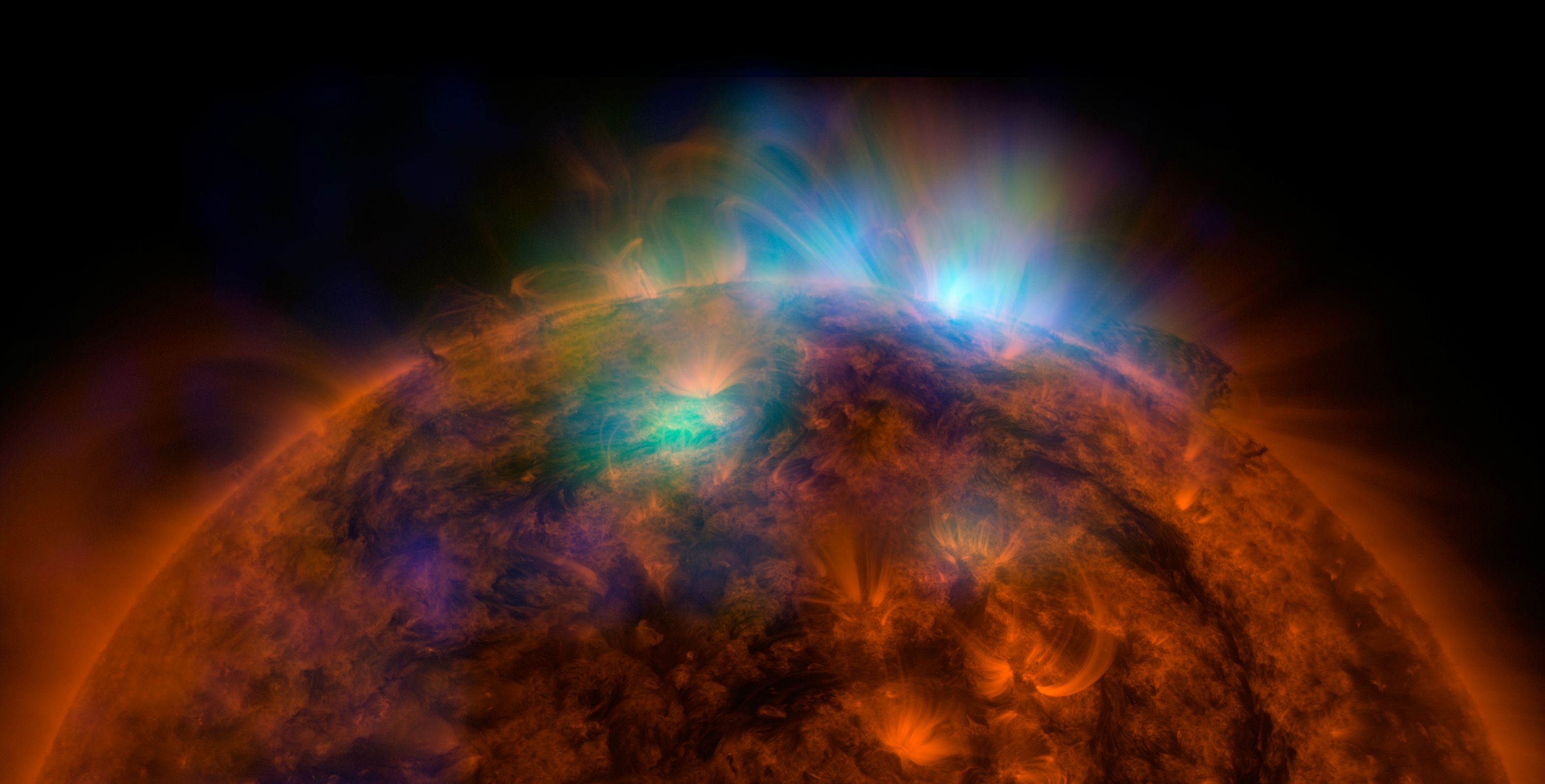 Sun In X Ray - HD Wallpaper 