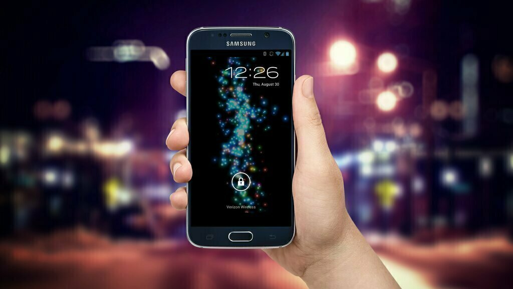 Iphone - HD Wallpaper 