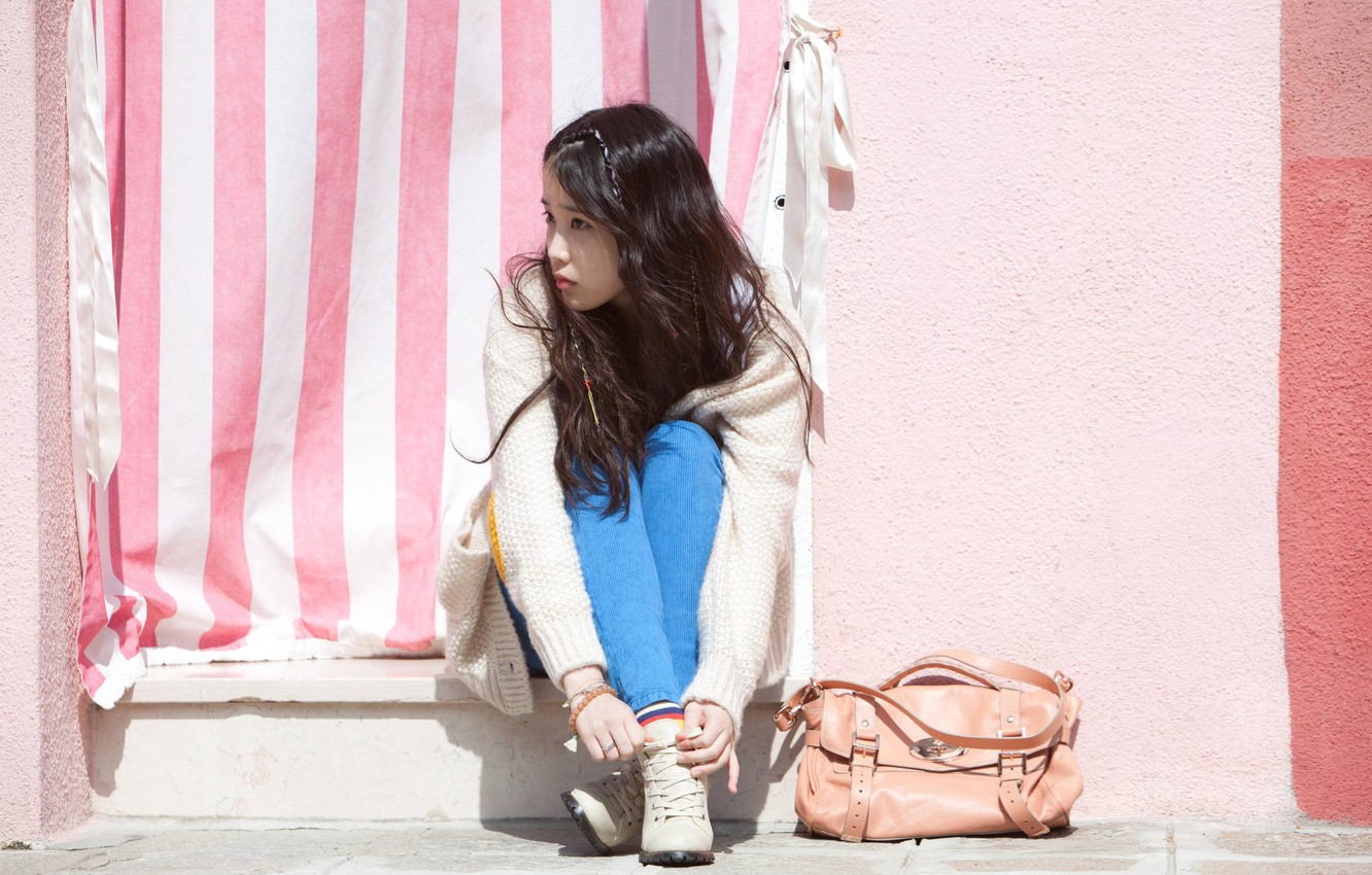 Photo Wallpaper Girl, Music, Asian, Beauty, Kpop, Cute, - Iu Desktop Backgrounds - HD Wallpaper 