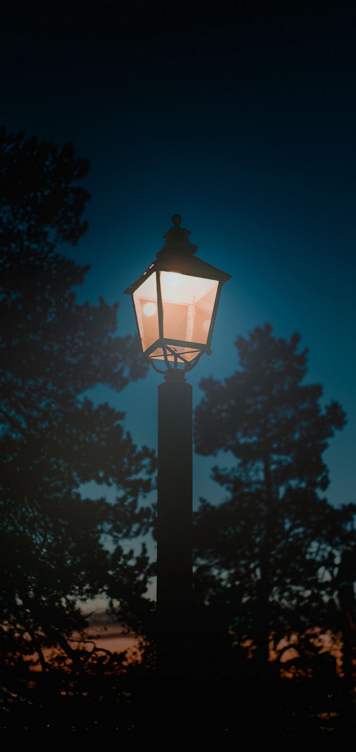 Lantern Night Pillar Light Wallpaper - Huawei P30 Lite Wallpaper Hd - HD Wallpaper 