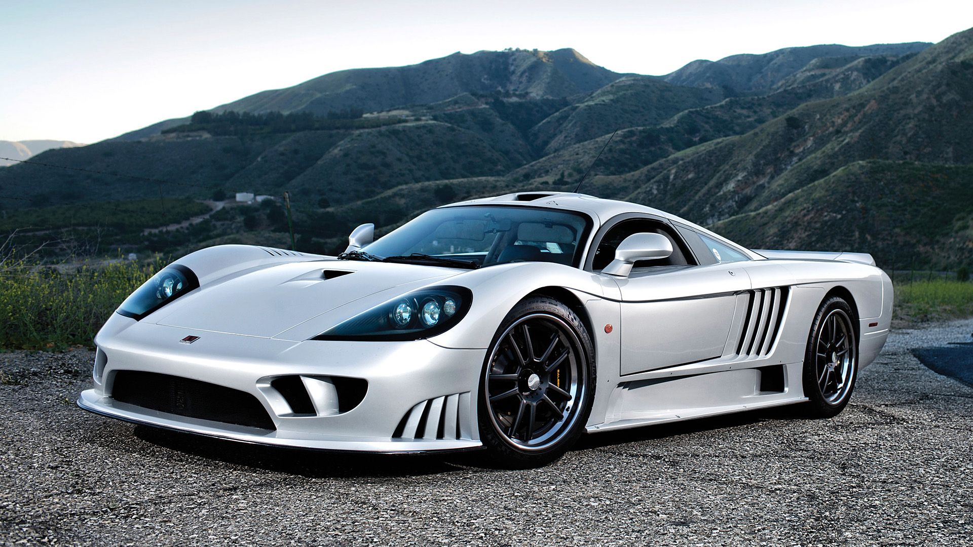 2002 Saleen S7 Wallpapers & Hd Image - 8 Saleen S7 Twin Turbo - HD Wallpaper 