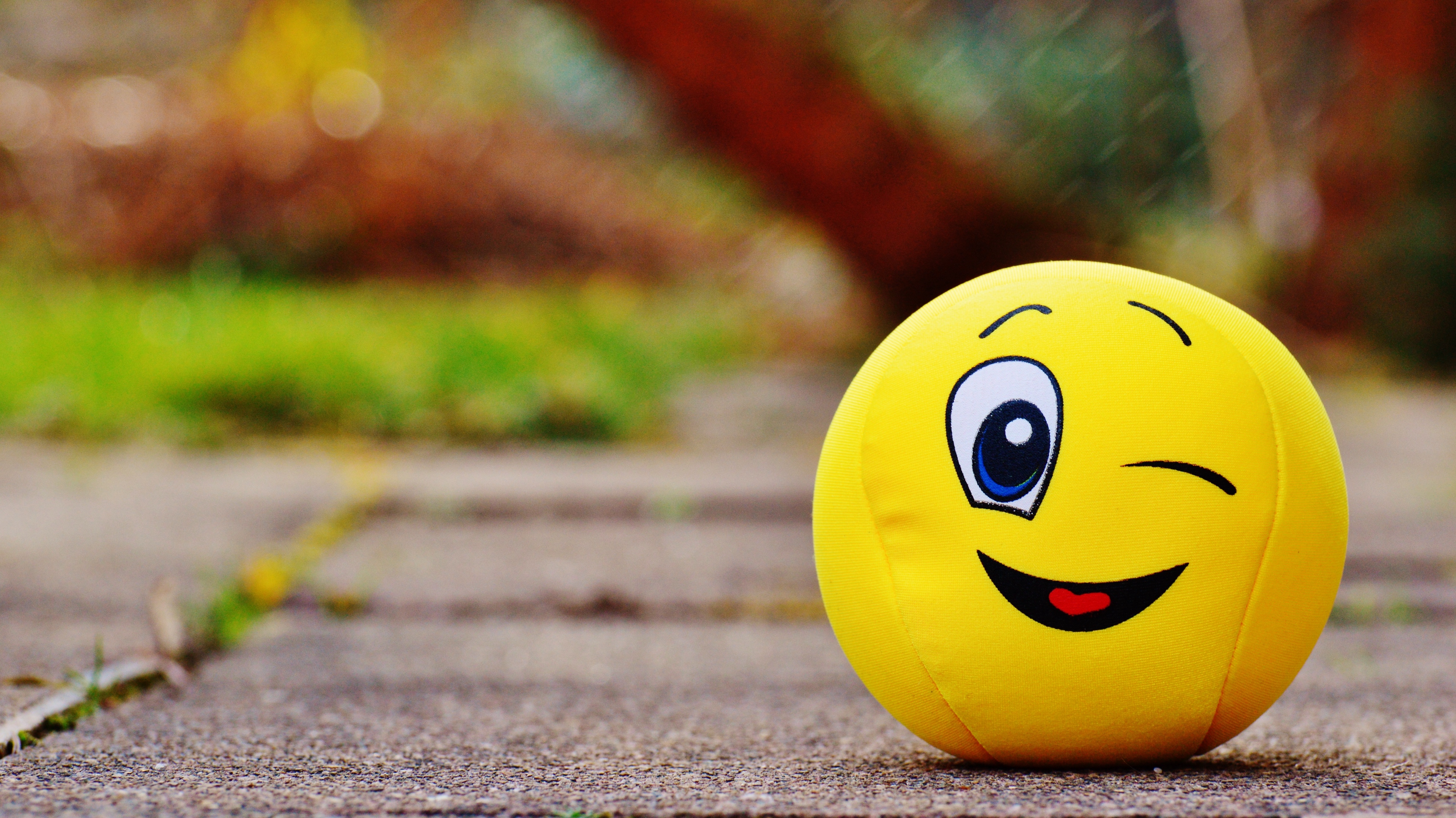 Wallpaper Ball, Smile, Happy, Toy - 1080p Smiley Wallpaper Hd - 3840x2160  Wallpaper 