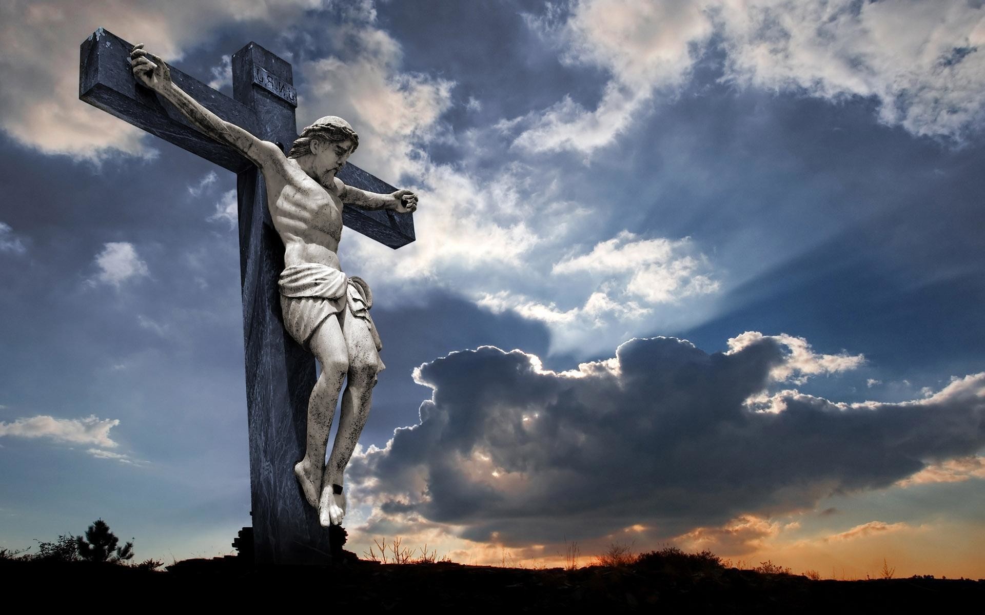 Holy Cross Marvelous Sky Hd Wallpaper - Hd Wallpaper Holy Cross - HD Wallpaper 